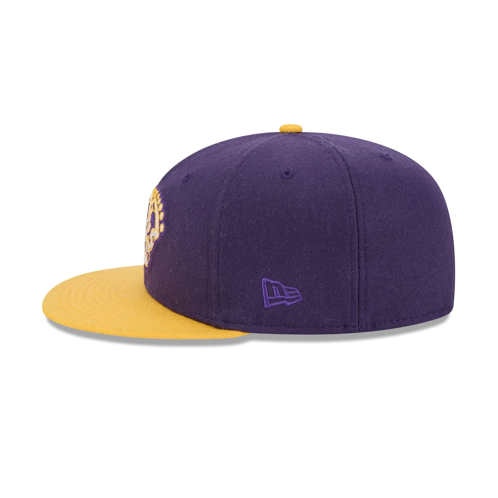 Los Angeles Kings Vintage 59FIFTY Fitted Hat sold by New Era product image thumbnail 4
