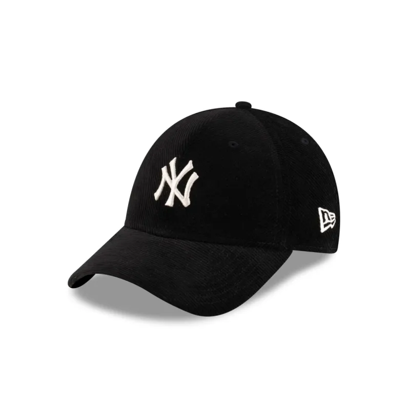 New York Yankees Velvet Cord 9FORTY Snapback Hat sold by New Era