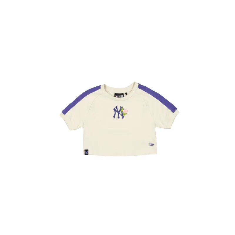 New York Yankees Women's Cropped Stone Floral T-Shirt sold by New Era