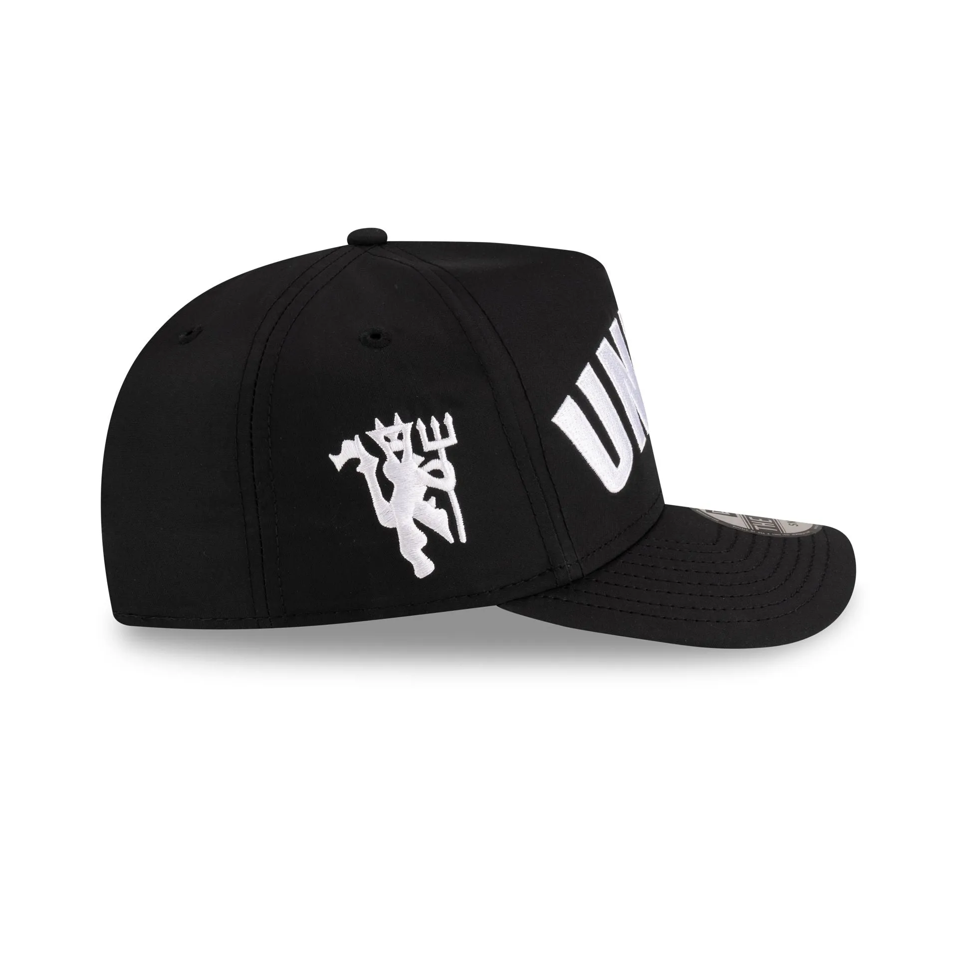 Manchester United FC Oversized Wordmark Golfer Hat sold by New Era product image thumbnail 4