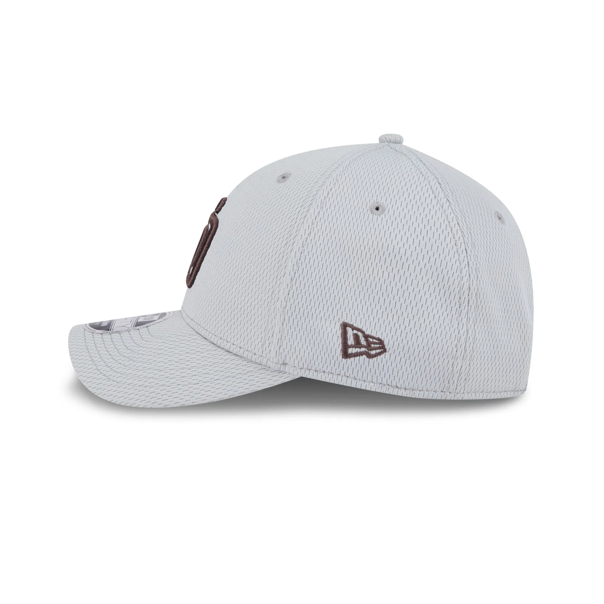 San Diego Padres 2025 Clubhouse Gray 9FORTY M-Crown Snapback Hat sold by New Era product image thumbnail 5