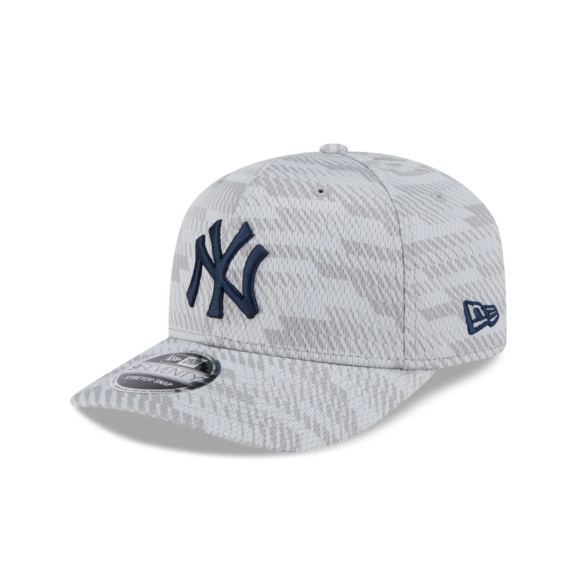 New York Yankees 2025 Clubhouse Gray 9SEVENTY Stretch-Snap Hat sold by New Era product image thumbnail 3