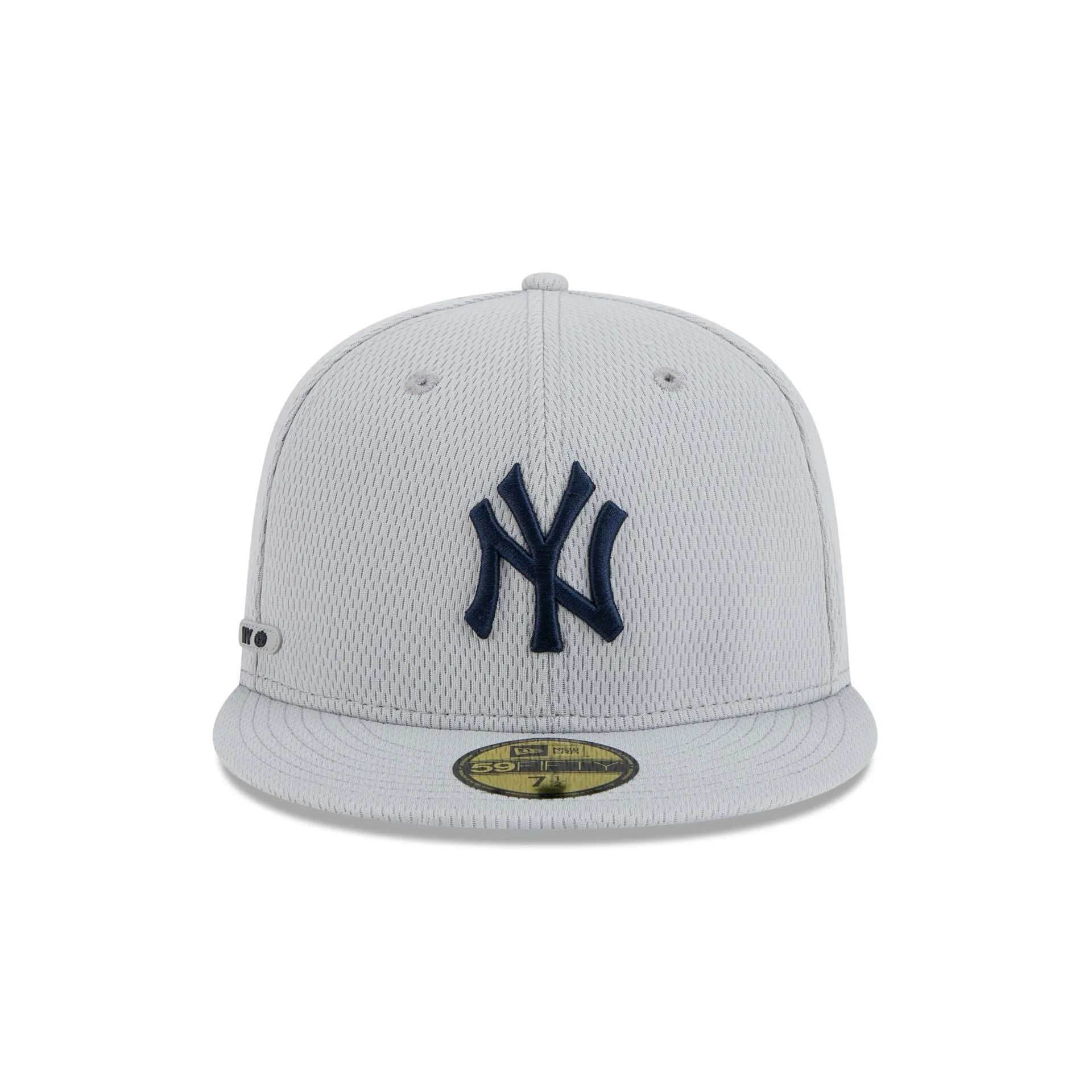New York Yankees 2025 Clubhouse Gray 59FIFTY Fitted Hat sold by New Era product image thumbnail 2