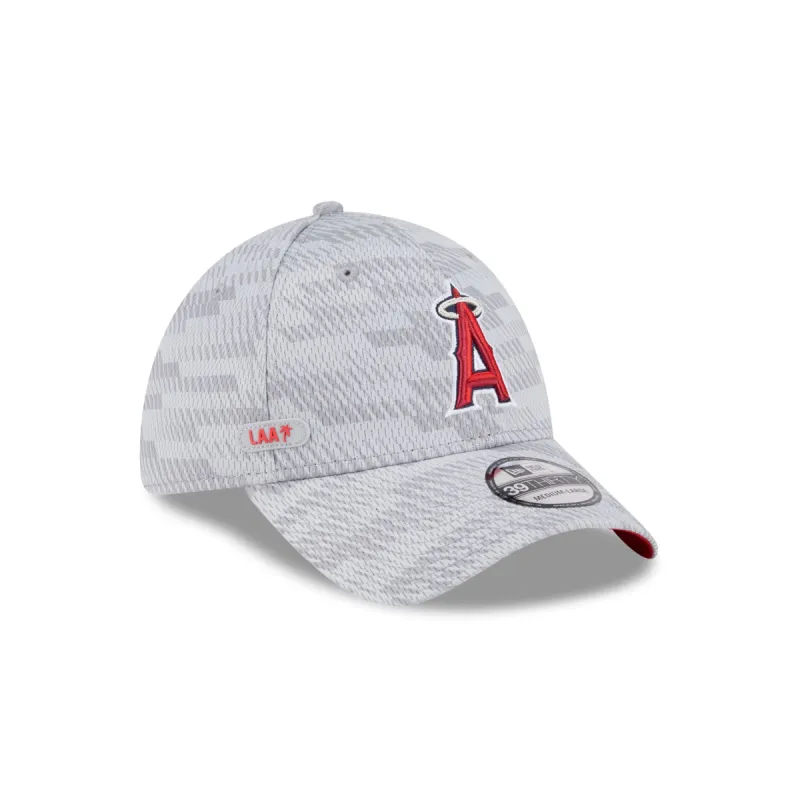 Los Angeles Angels 2025 Clubhouse Gray 39THIRTY Stretch Fit sold by New Era