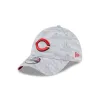 Cincinnati Reds 2025 Clubhouse Gray 39THIRTY Stretch Fit sold by New Era