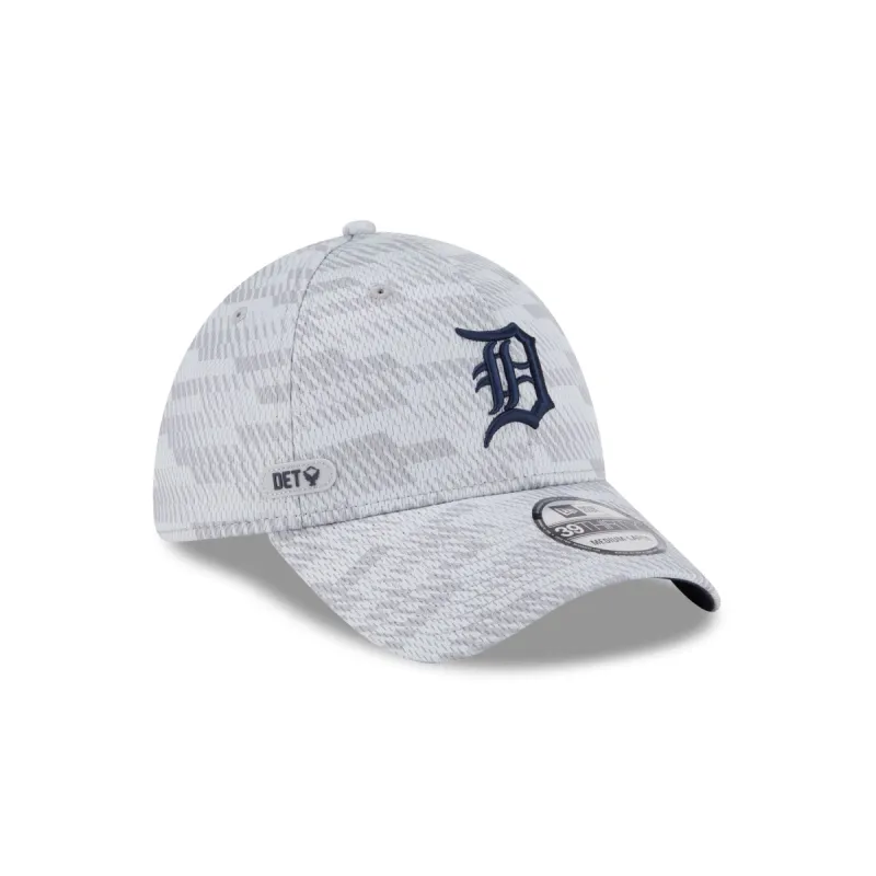 Detroit Tigers 2025 Clubhouse Gray 39THIRTY Stretch Fit sold by New Era