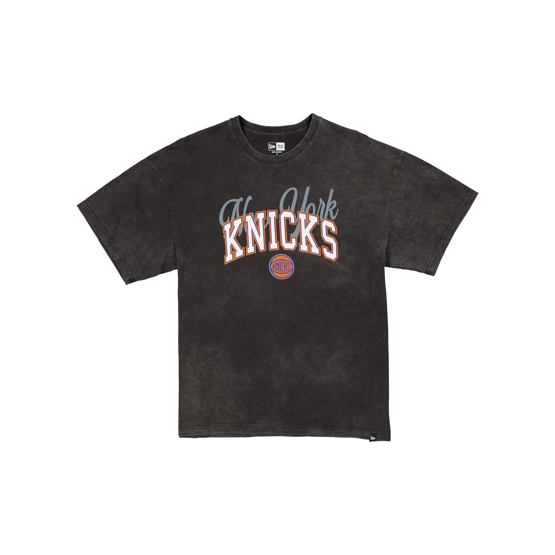 New York Knicks Women's Oversized Washed Black T-Shirt sold by New Era