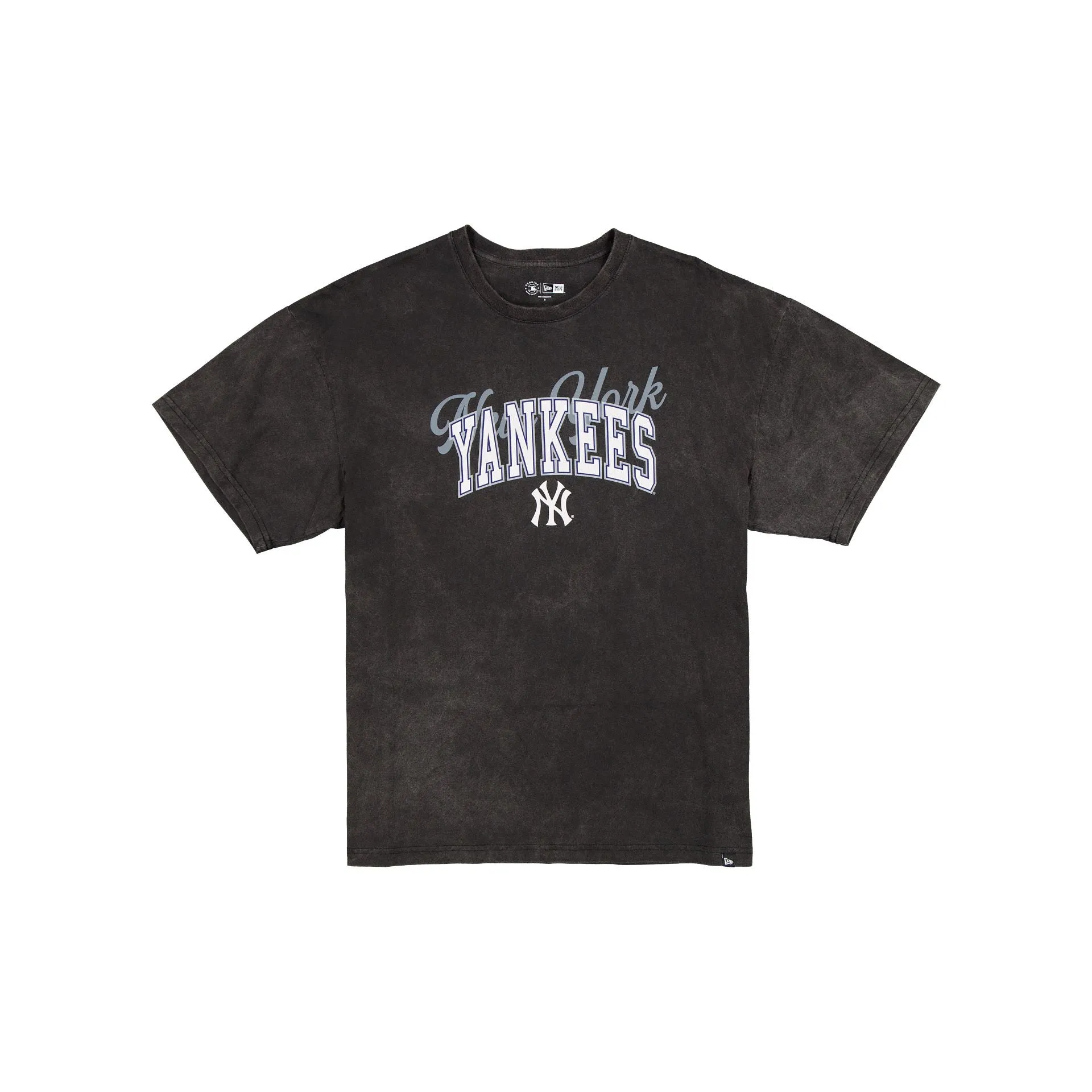 New York Yankees Women's Oversized Washed Black T-Shirt sold by New Era