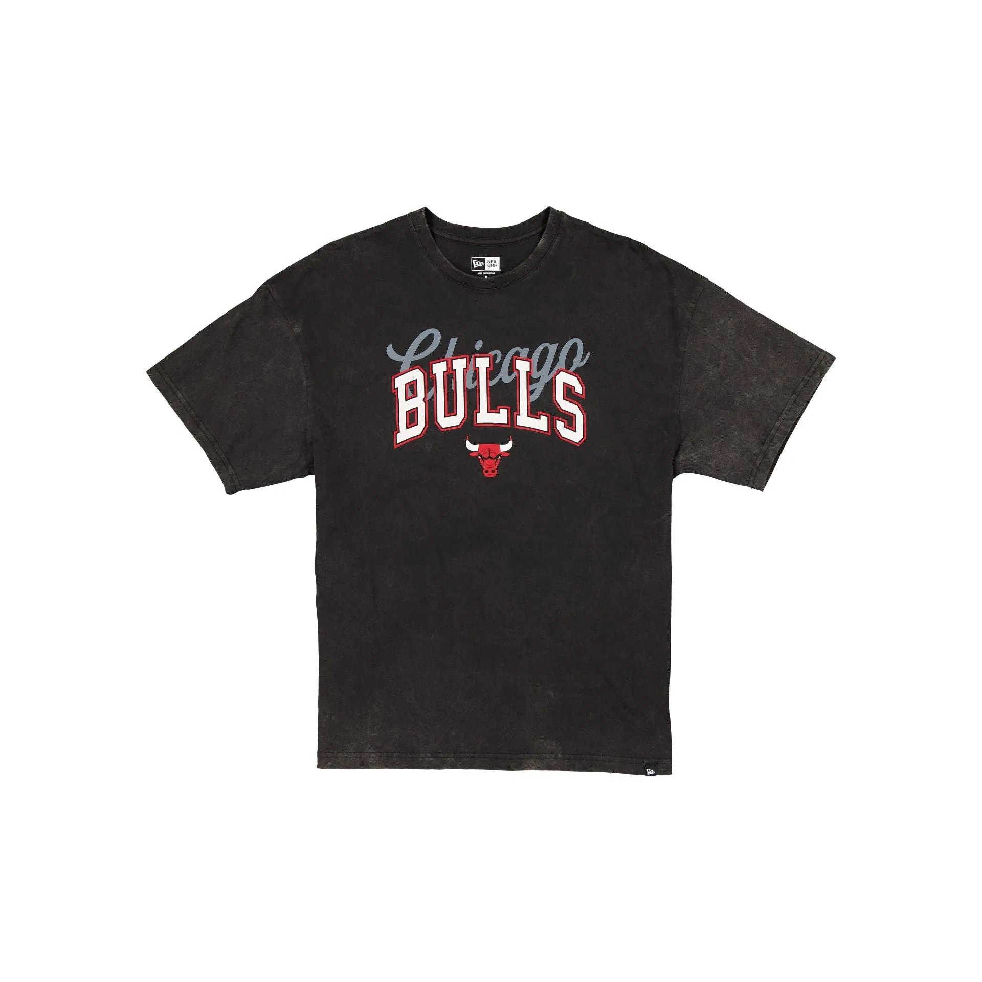 Chicago Bulls Women's Oversized Washed Black T-Shirt sold by New Era