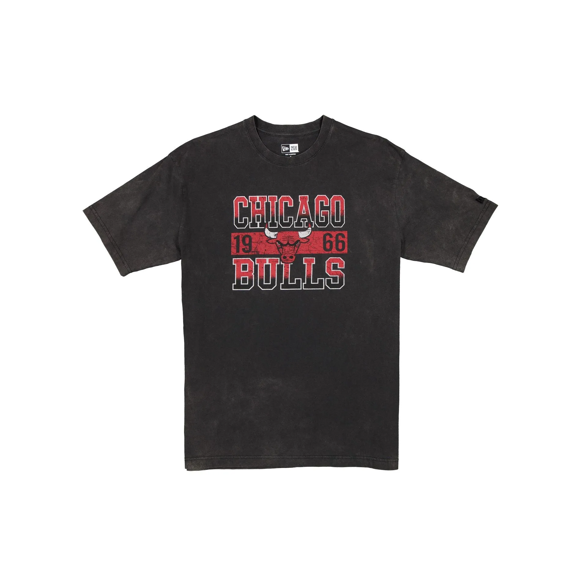 Chicago Bulls Oversized Washed Black T-Shirt sold by New Era
