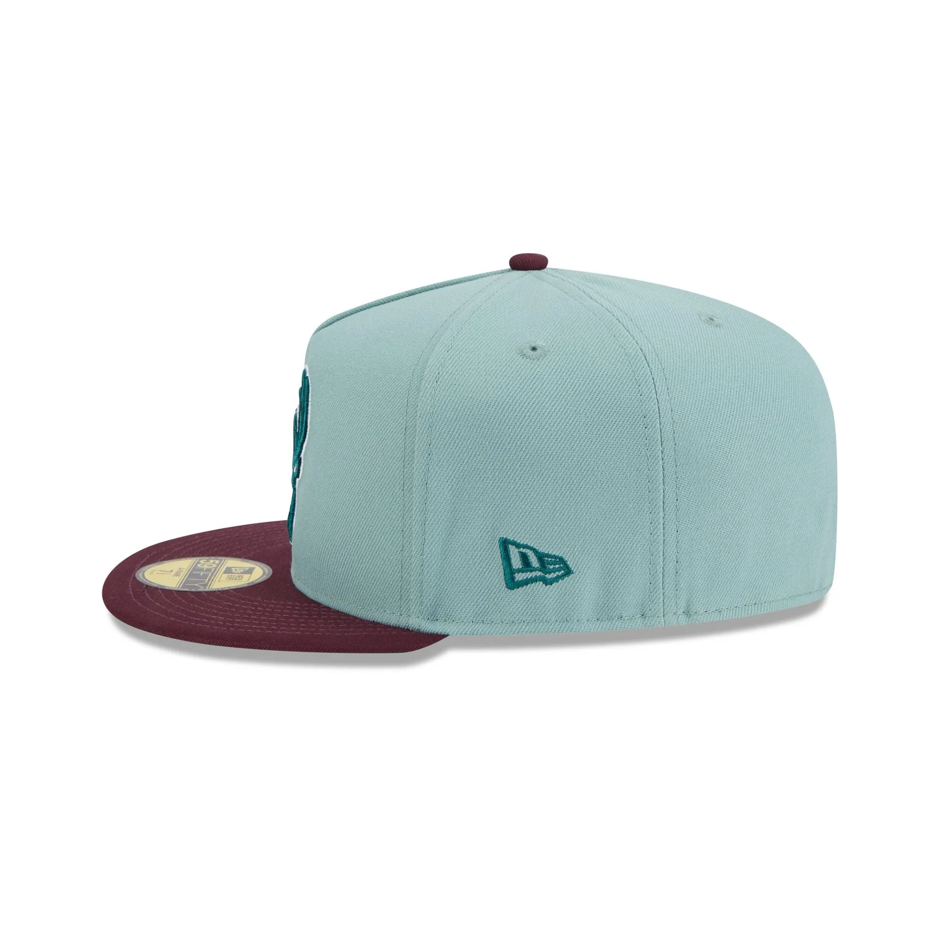 Milwaukee Bucks Beach Kiss Blue 59FIFTY A-Frame Fitted Hat sold by New Era product image thumbnail 4