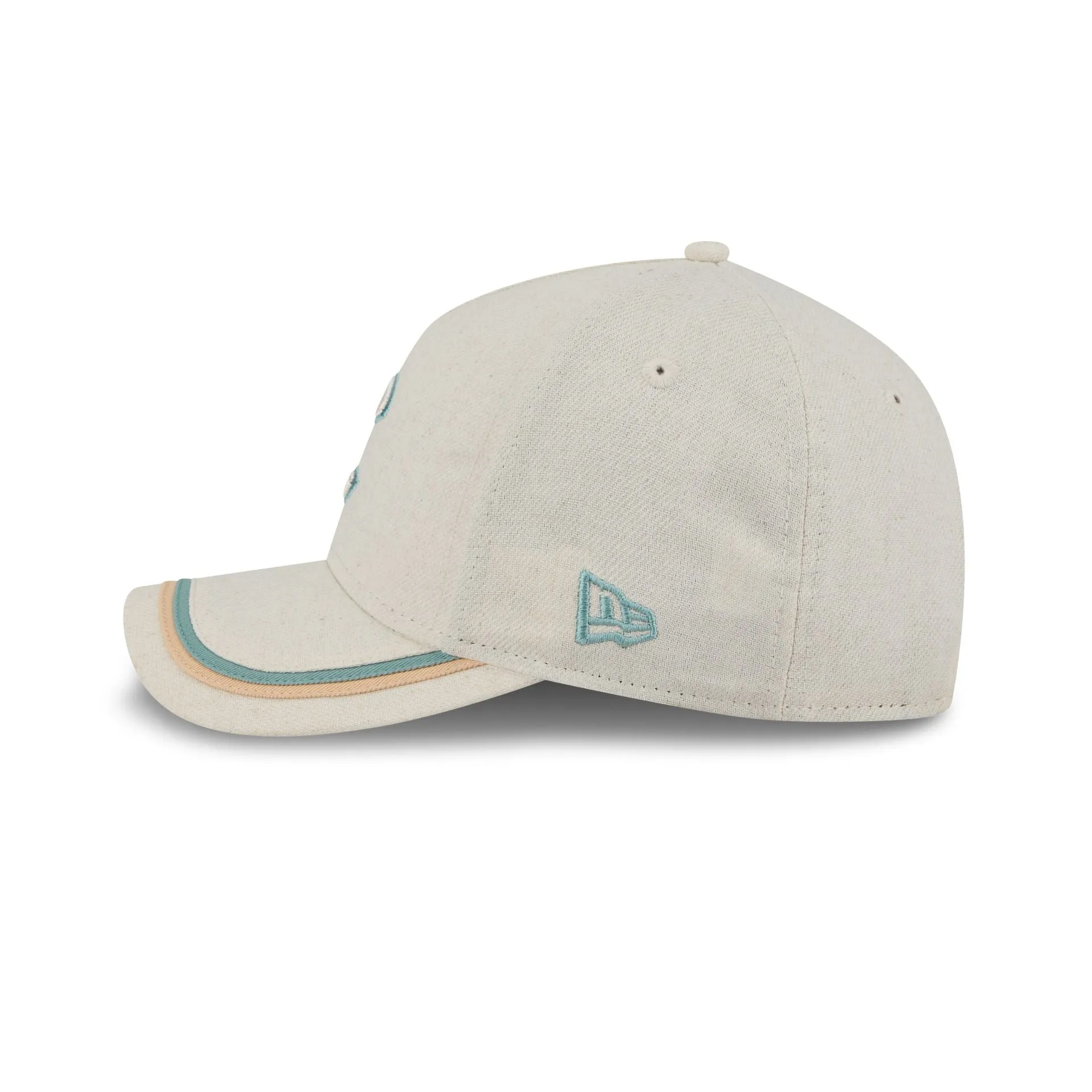 Chicago Cubs Neutral Hemp 9FORTY M-Crown A-Frame Adjustable Hat sold by New Era product image thumbnail 4