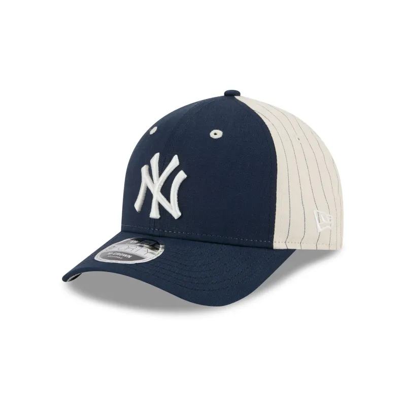 New York Yankees Linen 9FORTY M-Crown Snapback Hat sold by New Era