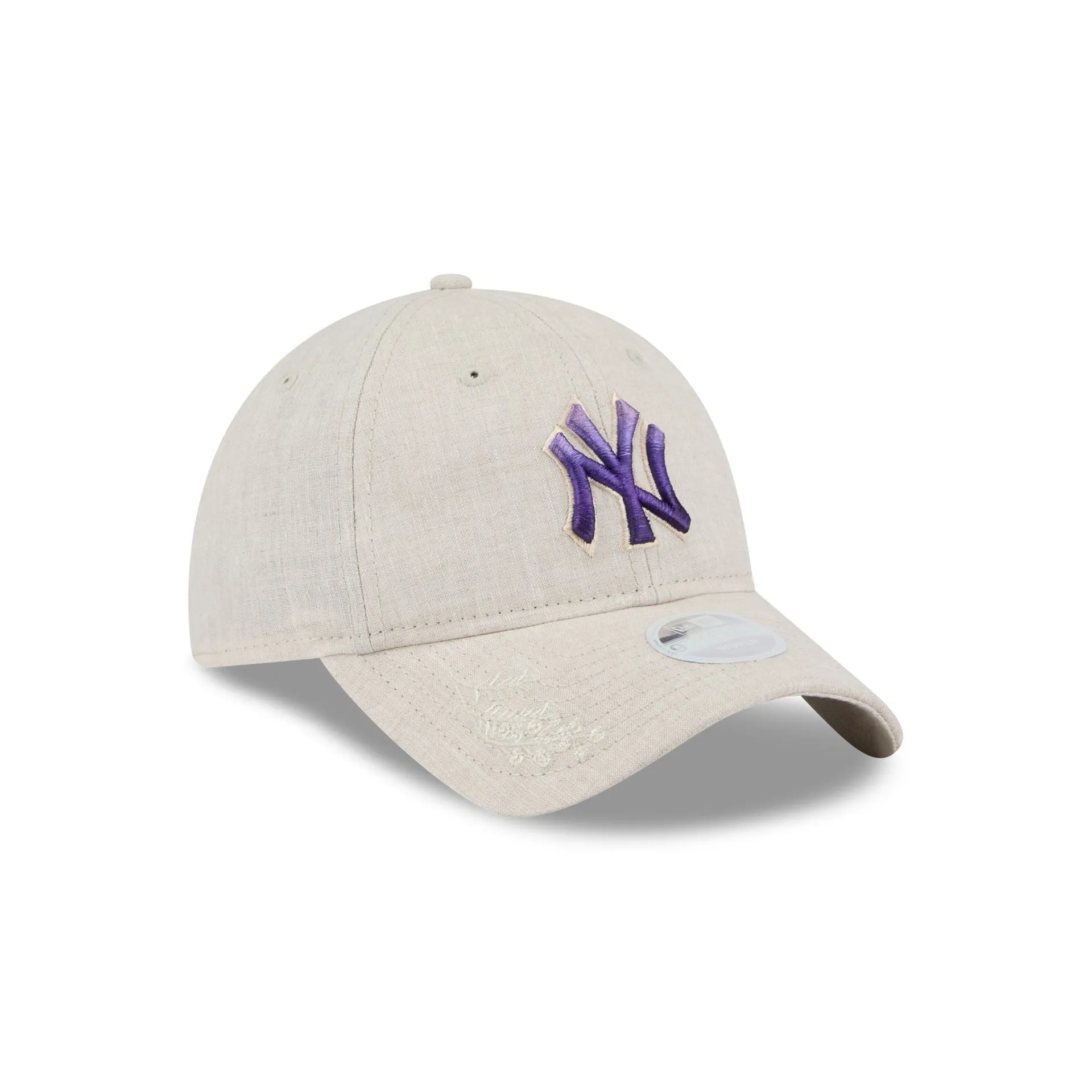 New York Yankees Floral Women's 9TWENTY Adjustable Hat sold by New Era product image thumbnail 3