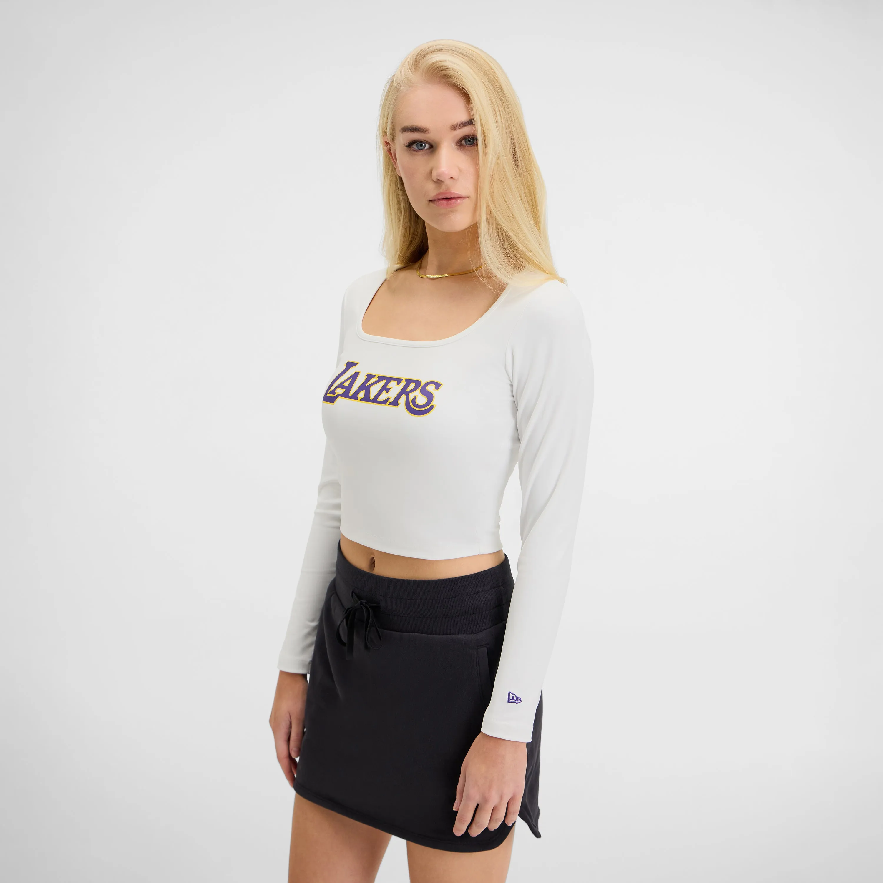 Atlanta Braves Leisure Women's Long Sleeve T-Shirt sold by New Era product image thumbnail 2