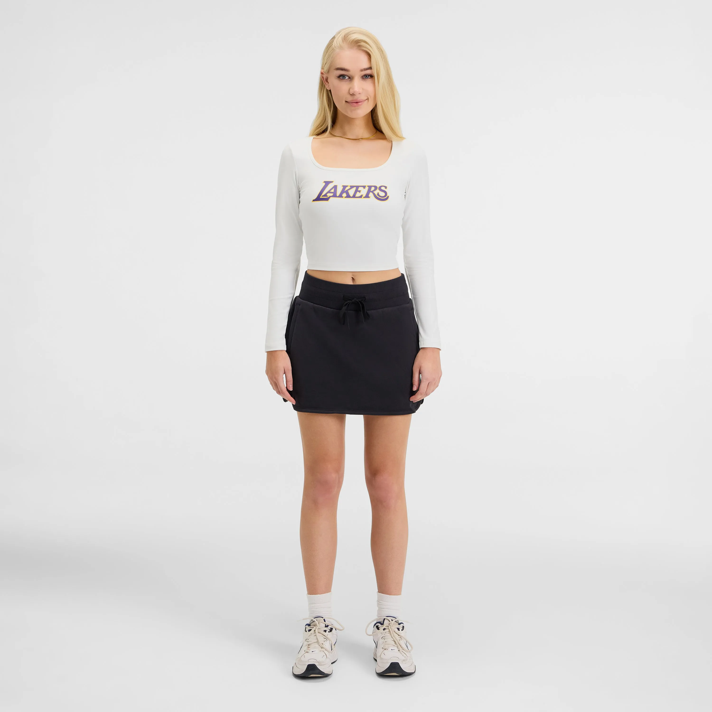 Atlanta Braves Leisure Women's Long Sleeve T-Shirt sold by New Era product image thumbnail 5