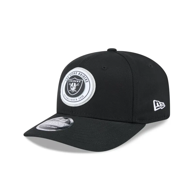 Las Vegas Raiders Circle Patch 9SEVENTY Stretch-Snap Hat sold by New Era