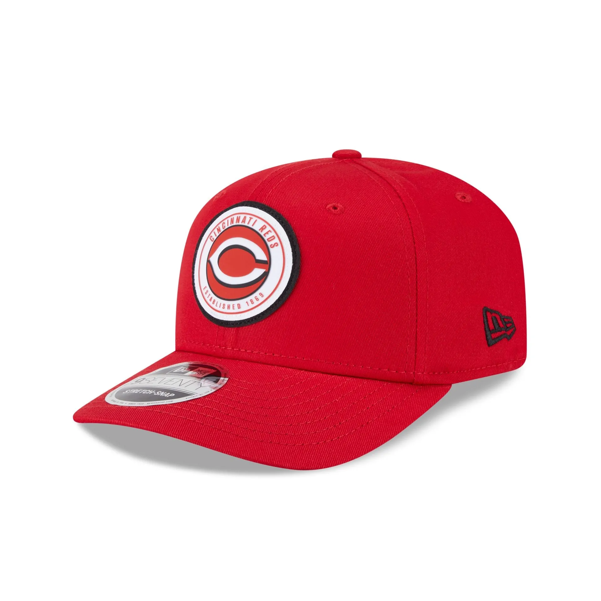 Cincinnati Reds Circle Patch 9SEVENTY Stretch-Snap Hat sold by New Era