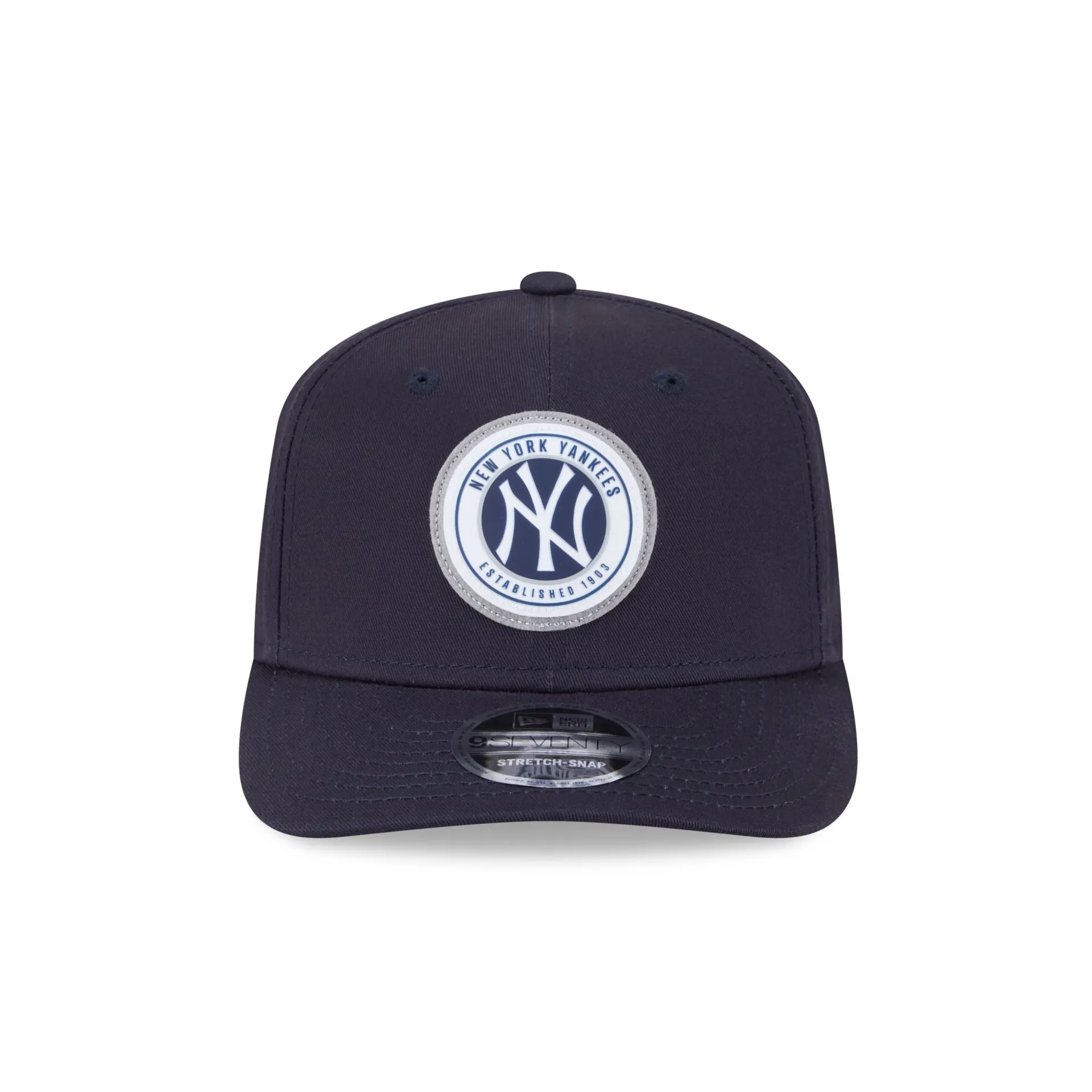 New York Yankees Circle Patch 9SEVENTY Stretch-Snap Hat sold by New Era product image thumbnail 2