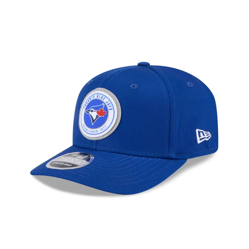 Toronto Blue Jays Circle Patch 9SEVENTY Stretch-Snap Hat sold by New Era