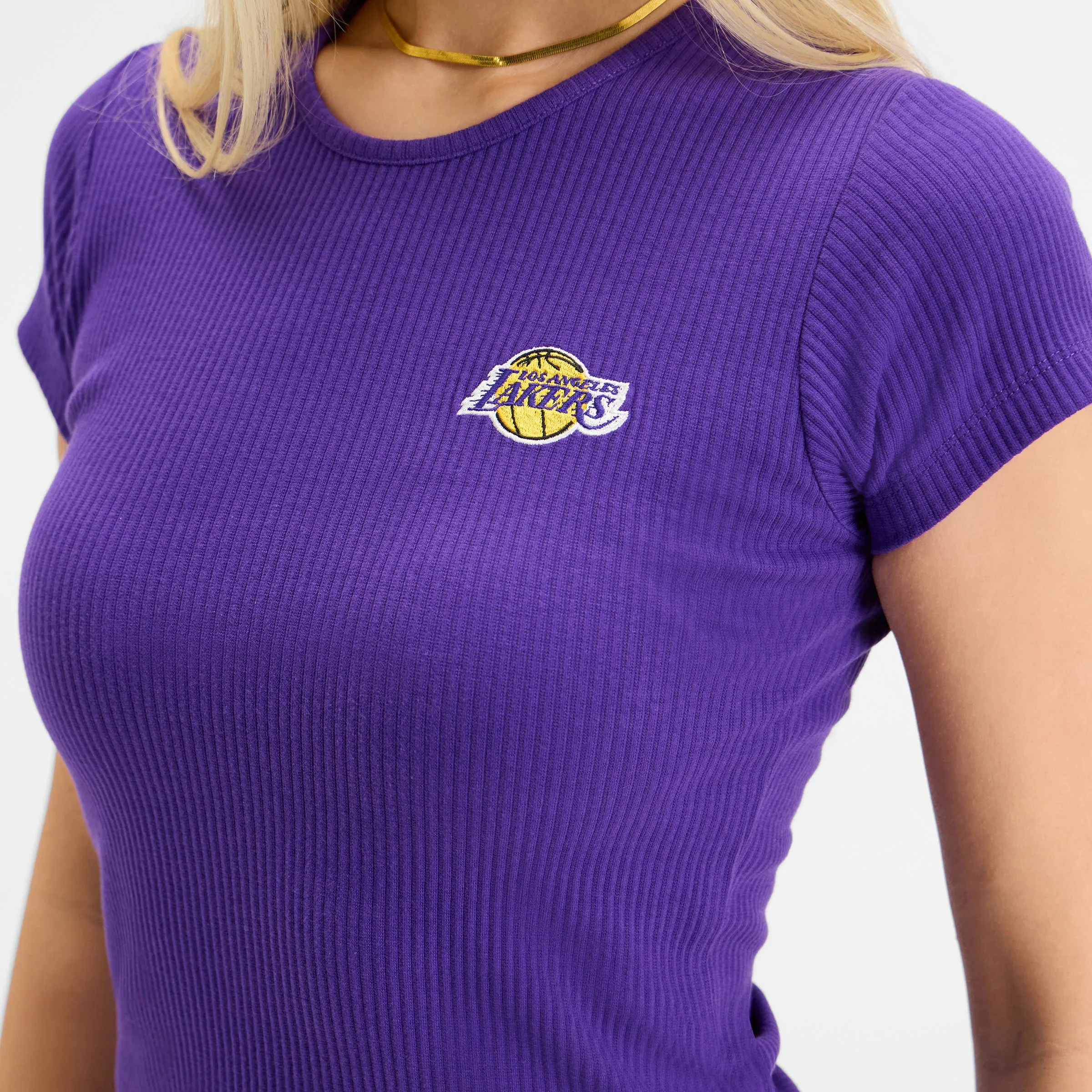 Los Angeles Lakers Leisure Women's T-Shirt sold by New Era product image thumbnail 4
