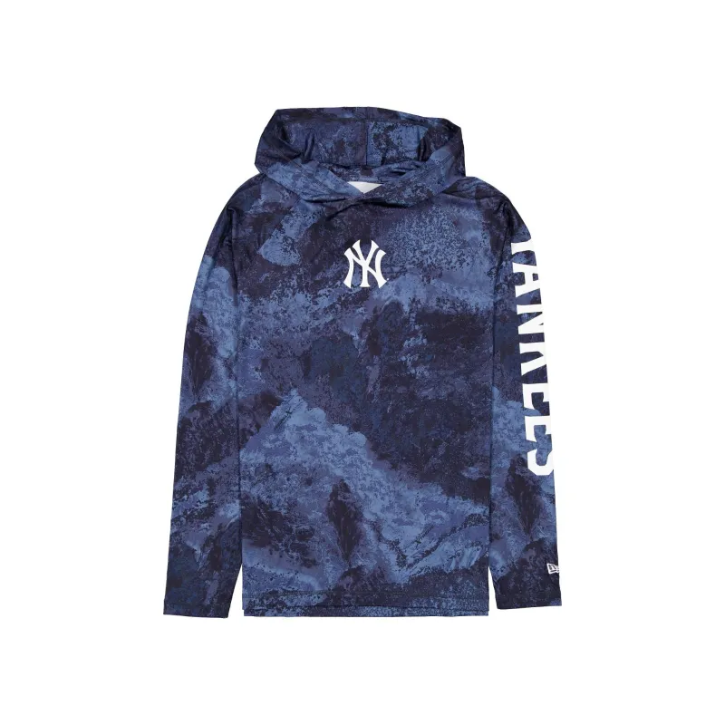 New York Yankees Adventure Realtree Hoodie sold by New Era