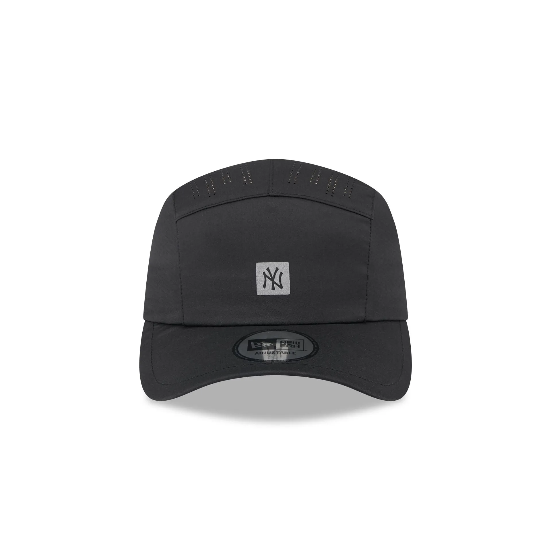 New York Yankees Black Reflect Runner Adjustable Hat sold by New Era product image thumbnail 2