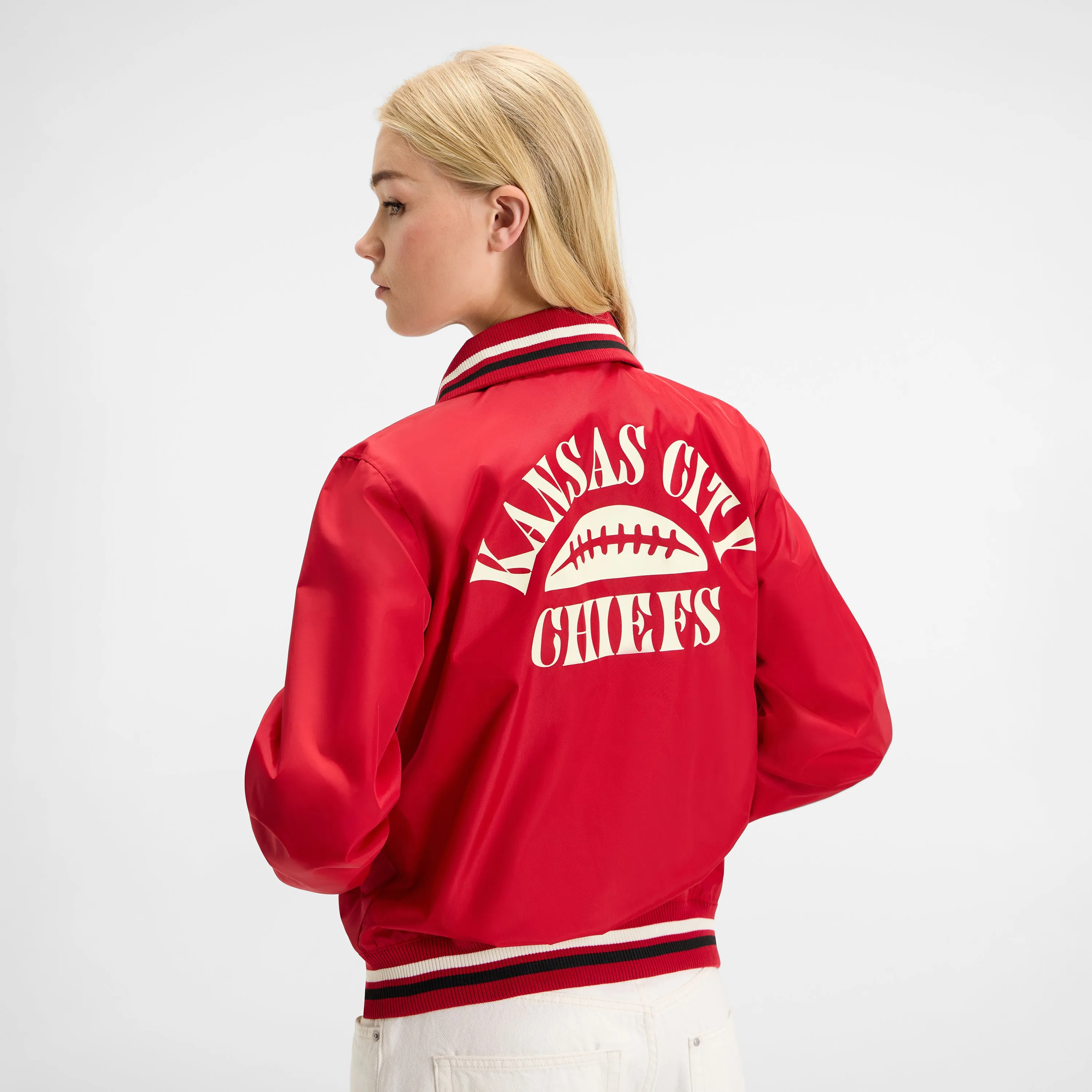 Chicago Cubs Throwback Women's Jacket sold by New Era product image thumbnail 4