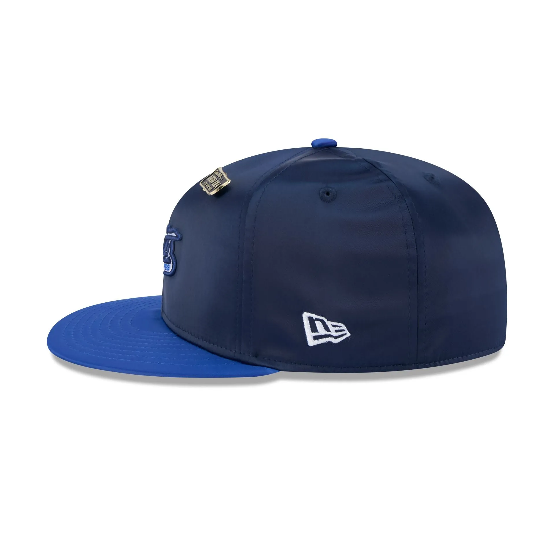 Winnipeg Jets Spring Satin 59FIFTY Fitted Hat sold by New Era product image thumbnail 5