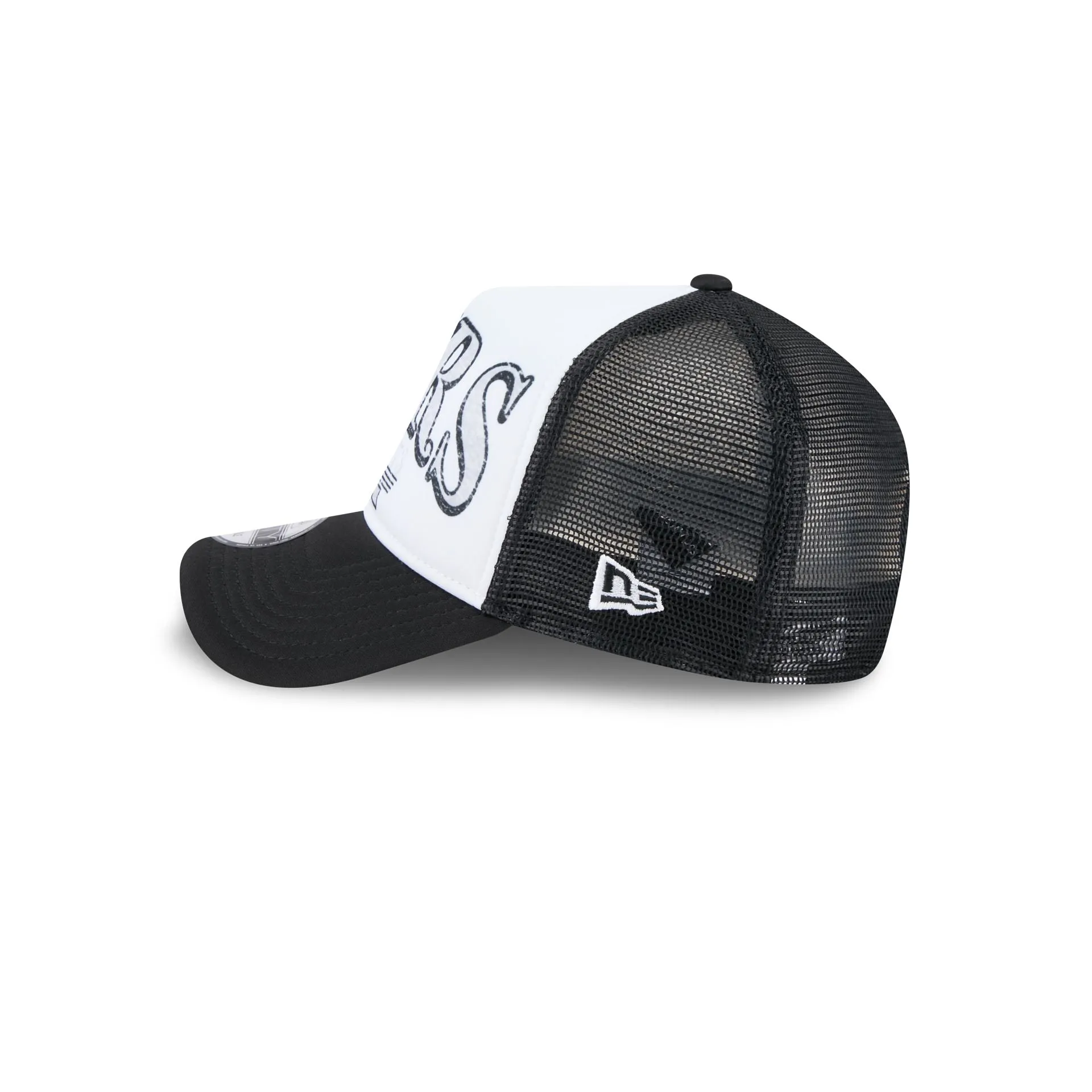 San Antonio Spurs Distressed 9FORTY A-Frame Trucker Hat sold by New Era product image thumbnail 4