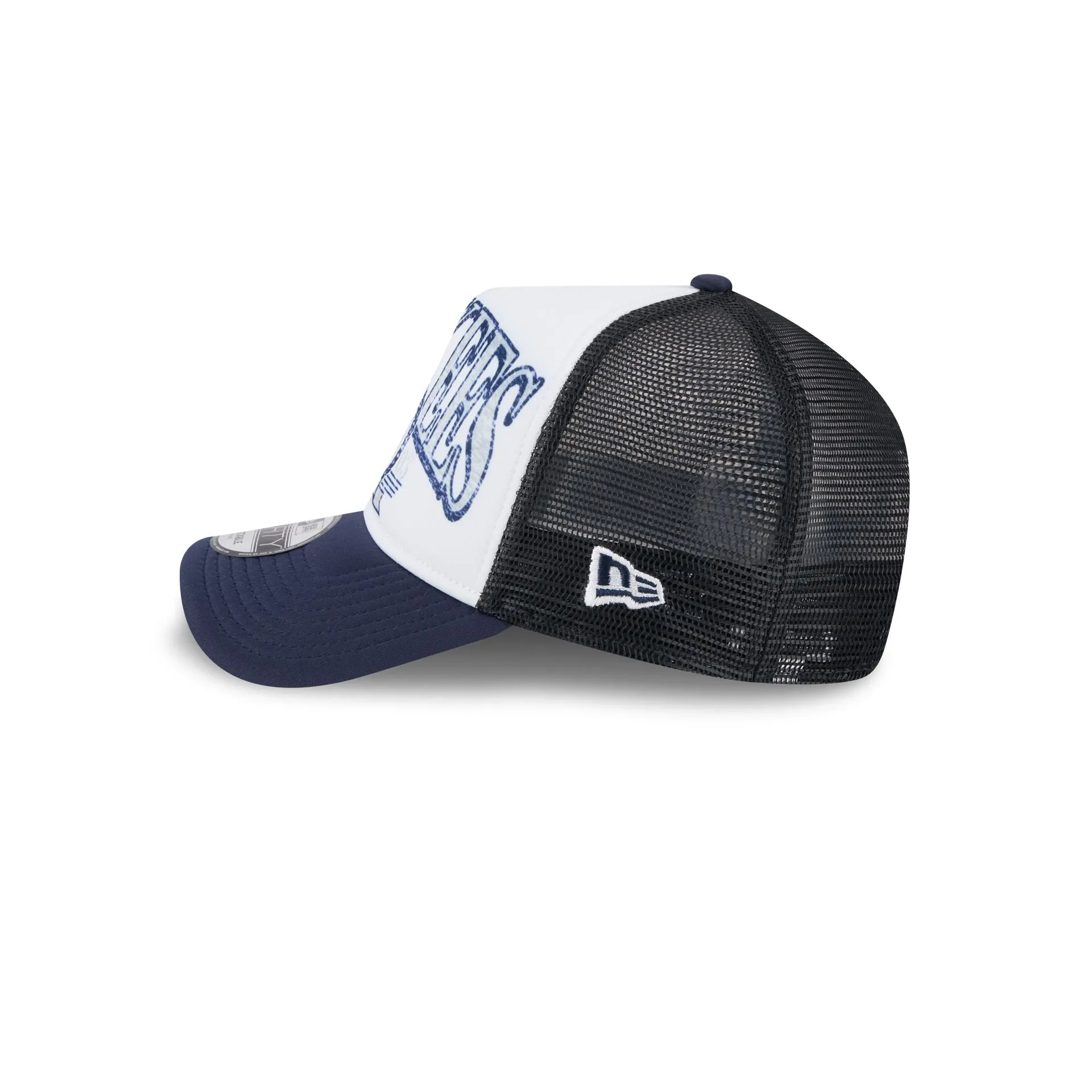 New York Yankees Distressed 9FORTY A-Frame Trucker Hat sold by New Era product image thumbnail 4