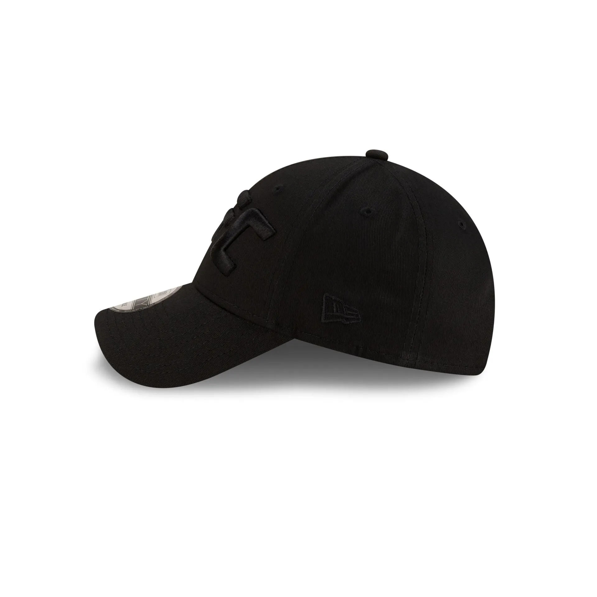 UFC Core Tonal Black 9FORTY Adjustable Hat sold by New Era product image thumbnail 5