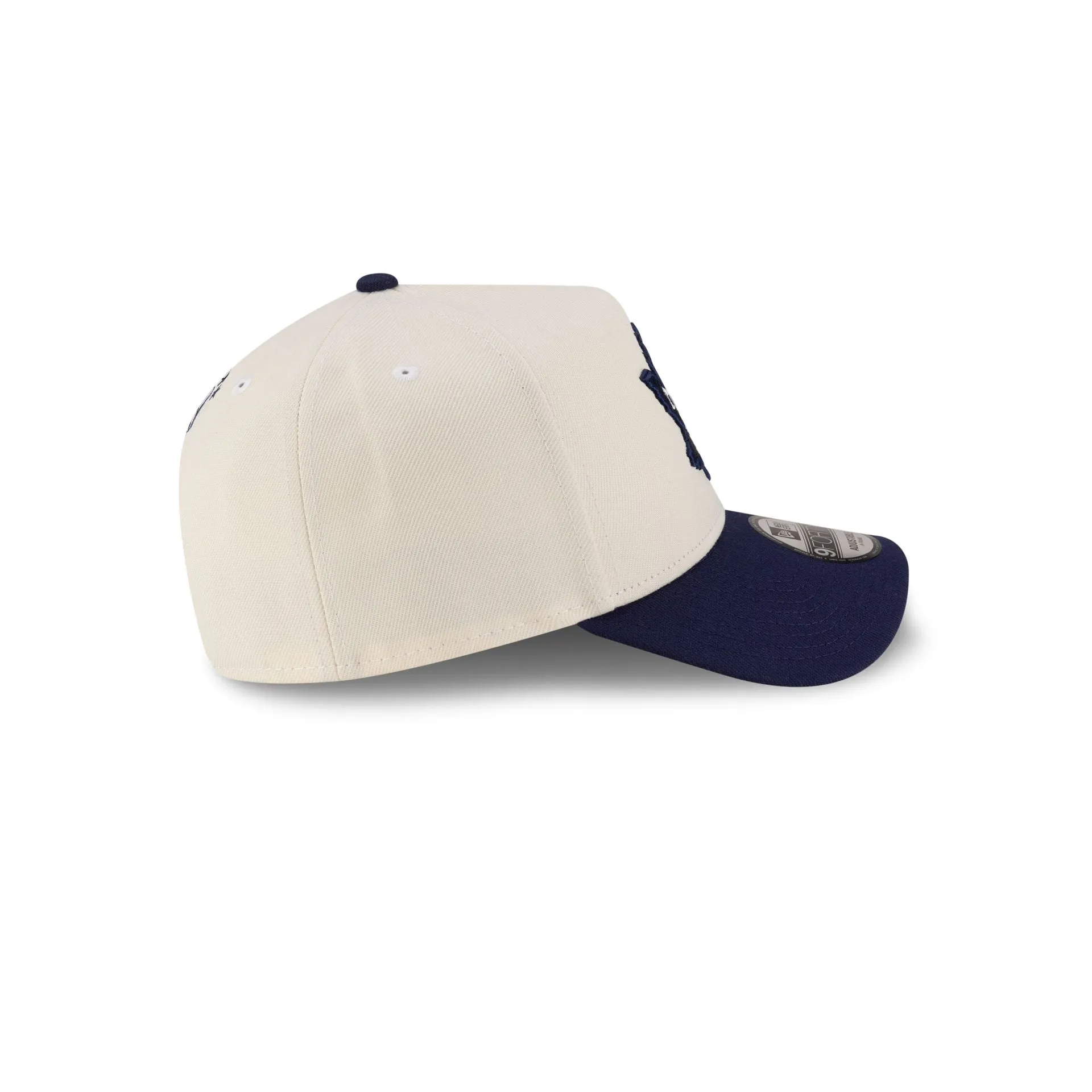 Toronto Maple Leafs Chrome White 9FORTY A-Frame Snapback Hat sold by New Era product image thumbnail 5