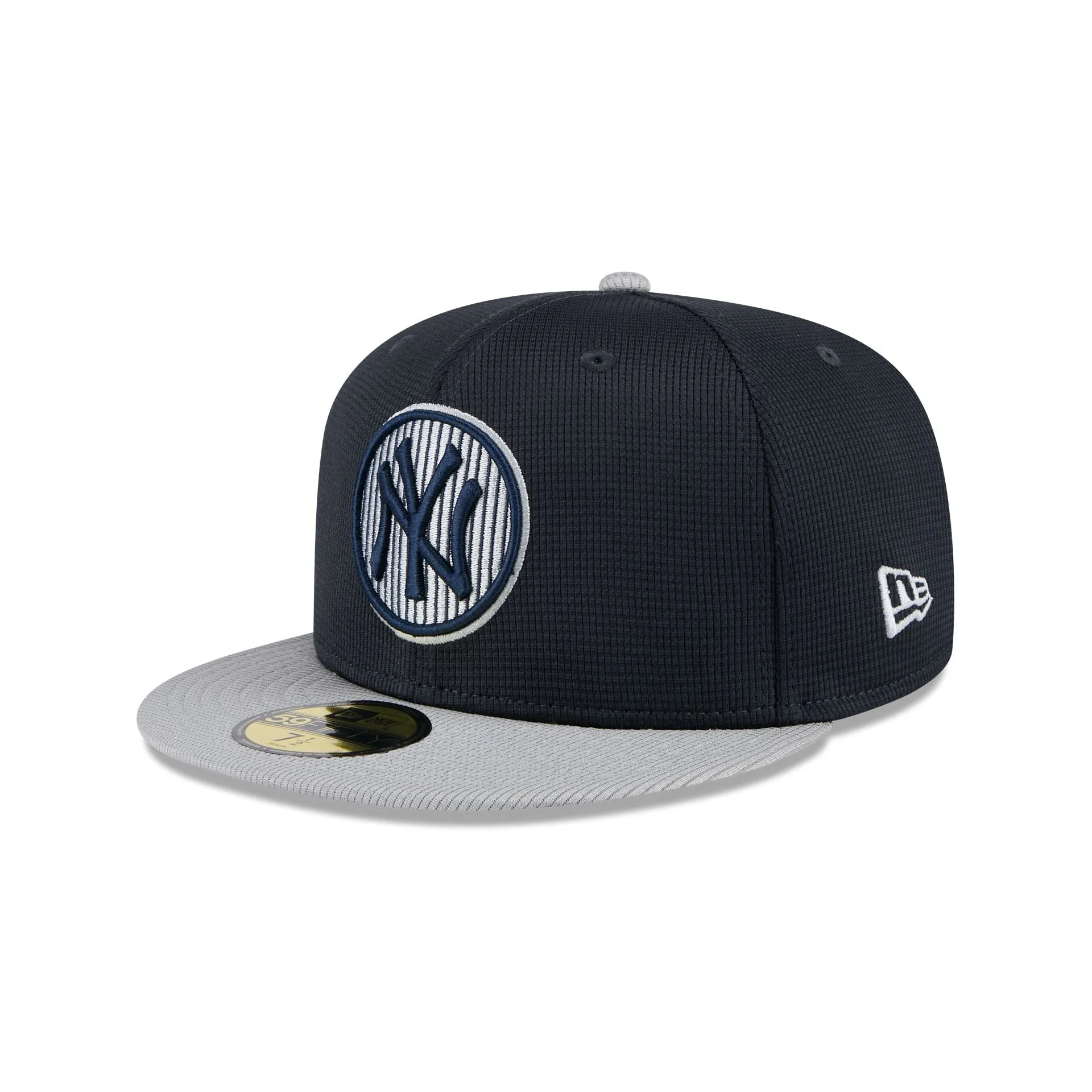 New York Yankees 2025 Batting Practice Gray 59FIFTY Fitted Hat sold by New Era