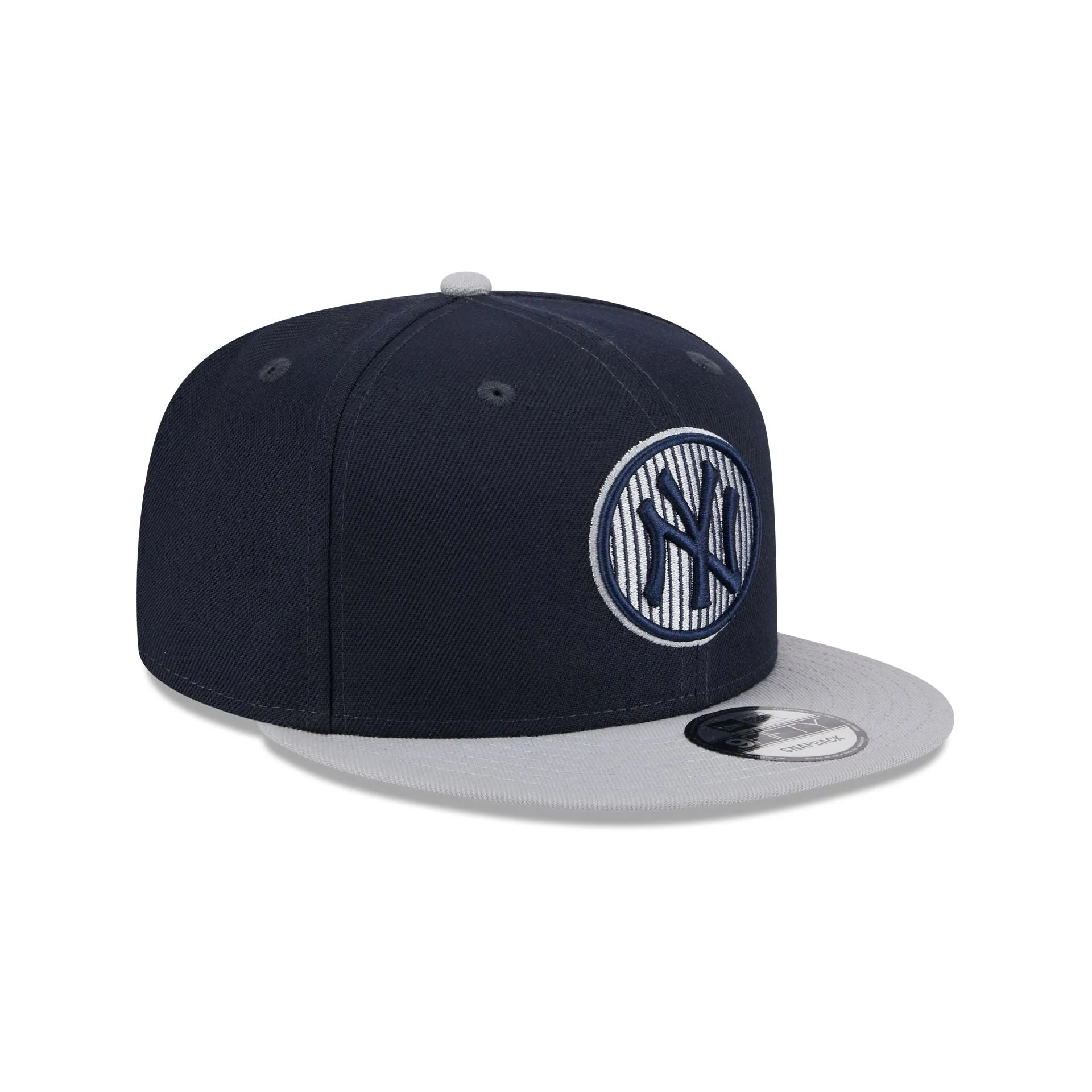 New York Yankees 2025 Batting Practice Gray 9FIFTY Snapback Hat sold by New Era product image thumbnail 3