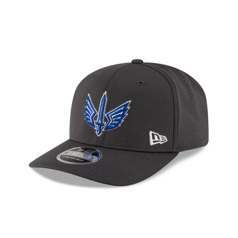 St. Louis Battlehawks Gray 9SEVENTY Stretch-Snap Hat sold by New Era