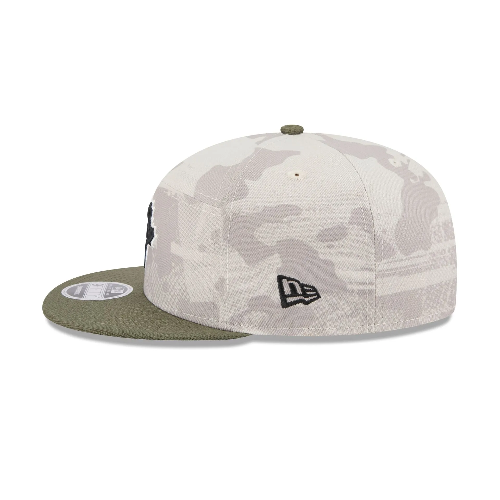 Toronto Blue Jays Armed Forces Day 2025 Split Panel 9FIFTY Snapback Hat sold by New Era product image thumbnail 5