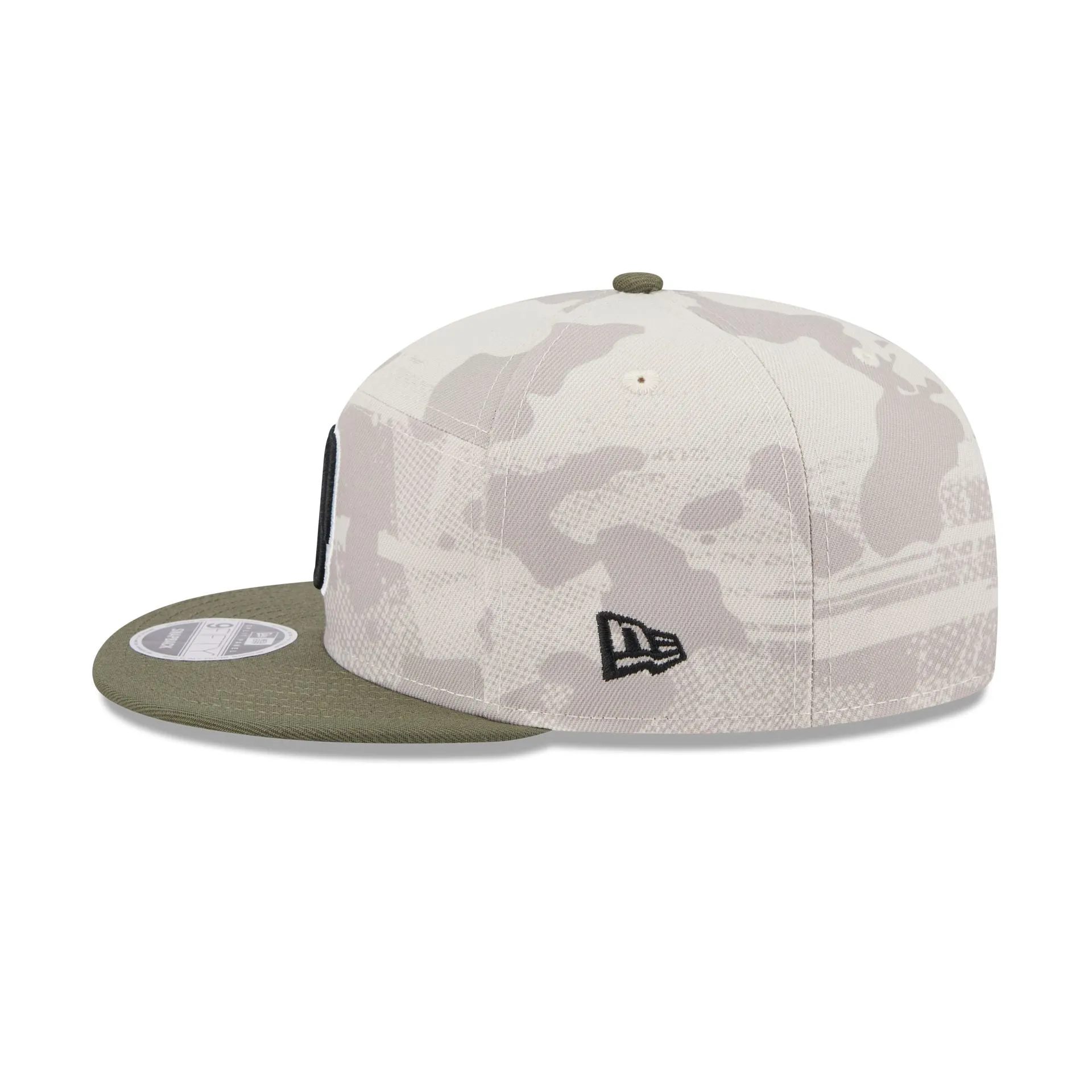 Milwaukee Brewers Armed Forces Day 2025 Split Panel 9FIFTY Snapback Hat sold by New Era product image thumbnail 5