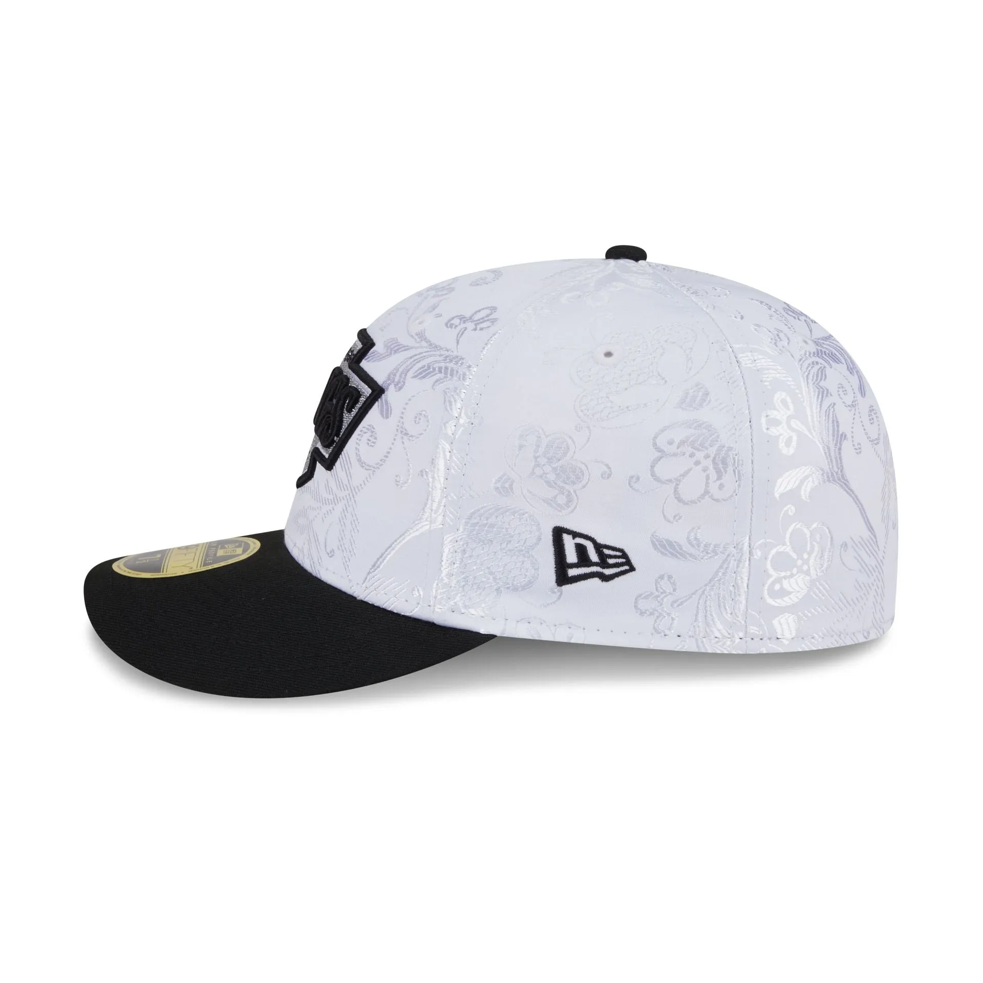 Los Angeles Kings Floral Shine Low Profile 59FIFTY Fitted Hat sold by New Era product image thumbnail 4