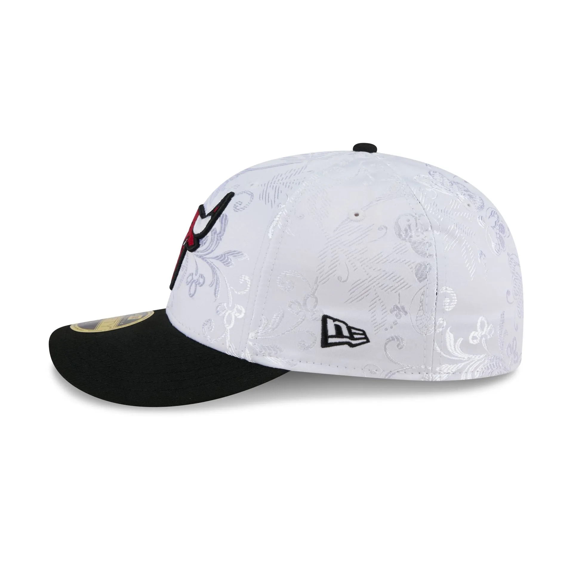 Chicago Bulls Floral Shine Low Profile 59FIFTY Fitted Hat sold by New Era product image thumbnail 4