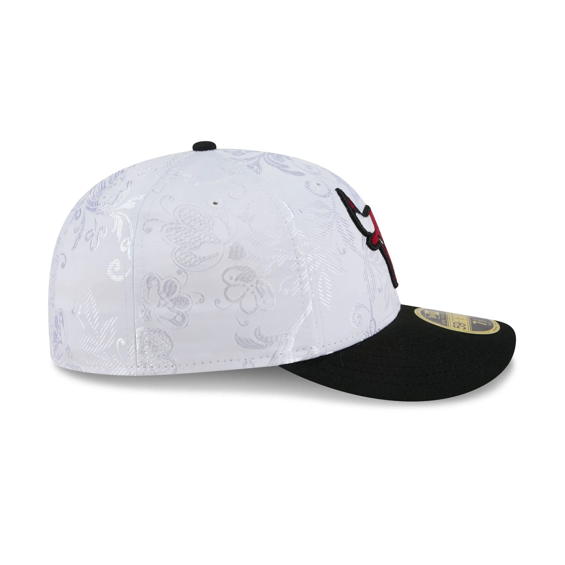 Chicago Bulls Floral Shine Low Profile 59FIFTY Fitted Hat sold by New Era product image thumbnail 5