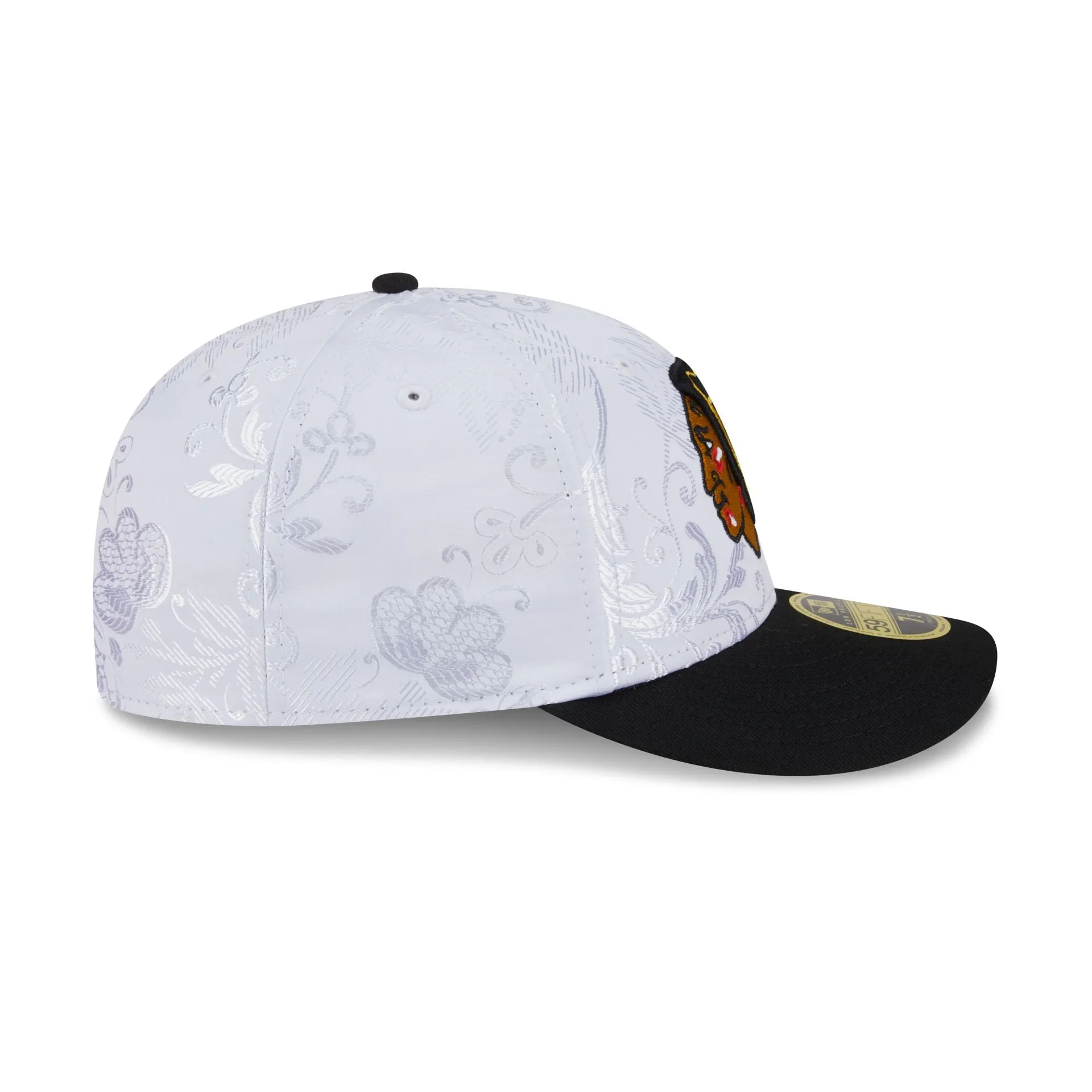 Chicago Blackhawks Floral Shine Low Profile 59FIFTY Fitted Hat sold by New Era product image thumbnail 5