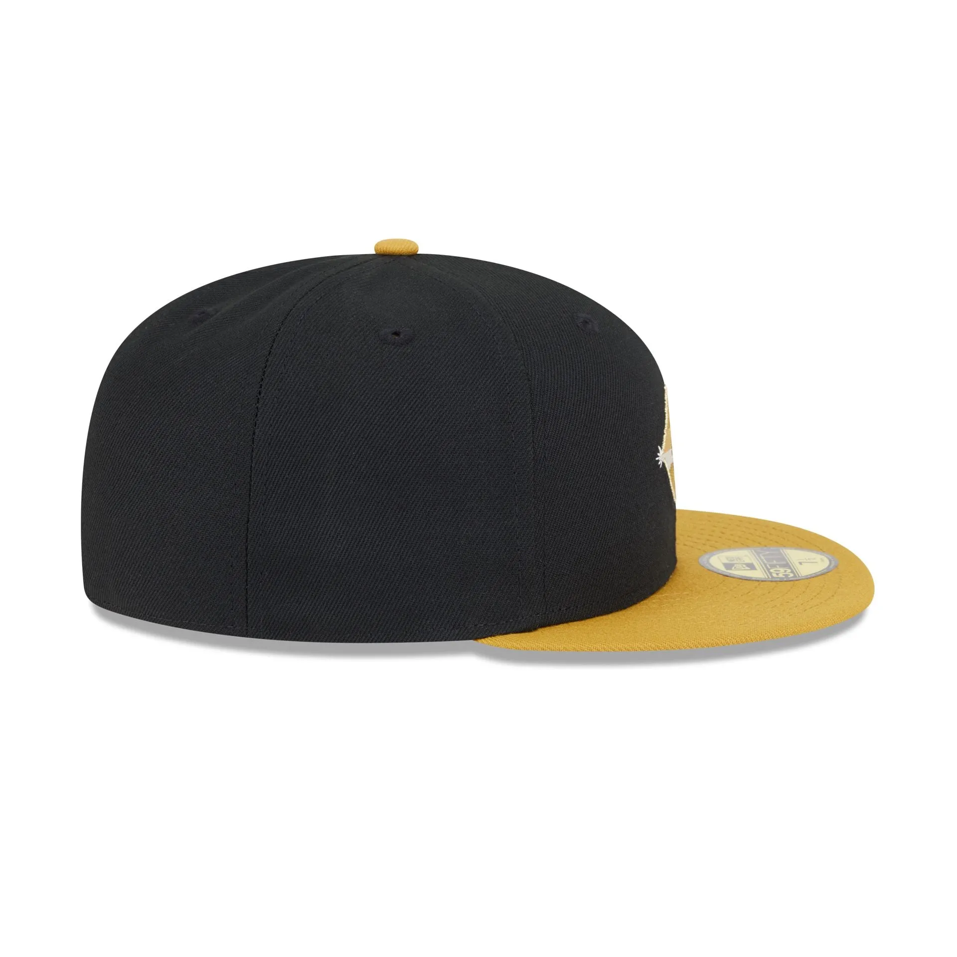 Cincinnati Reds Metallic Gold Logo 59FIFTY Fitted Hat sold by New Era product image thumbnail 5