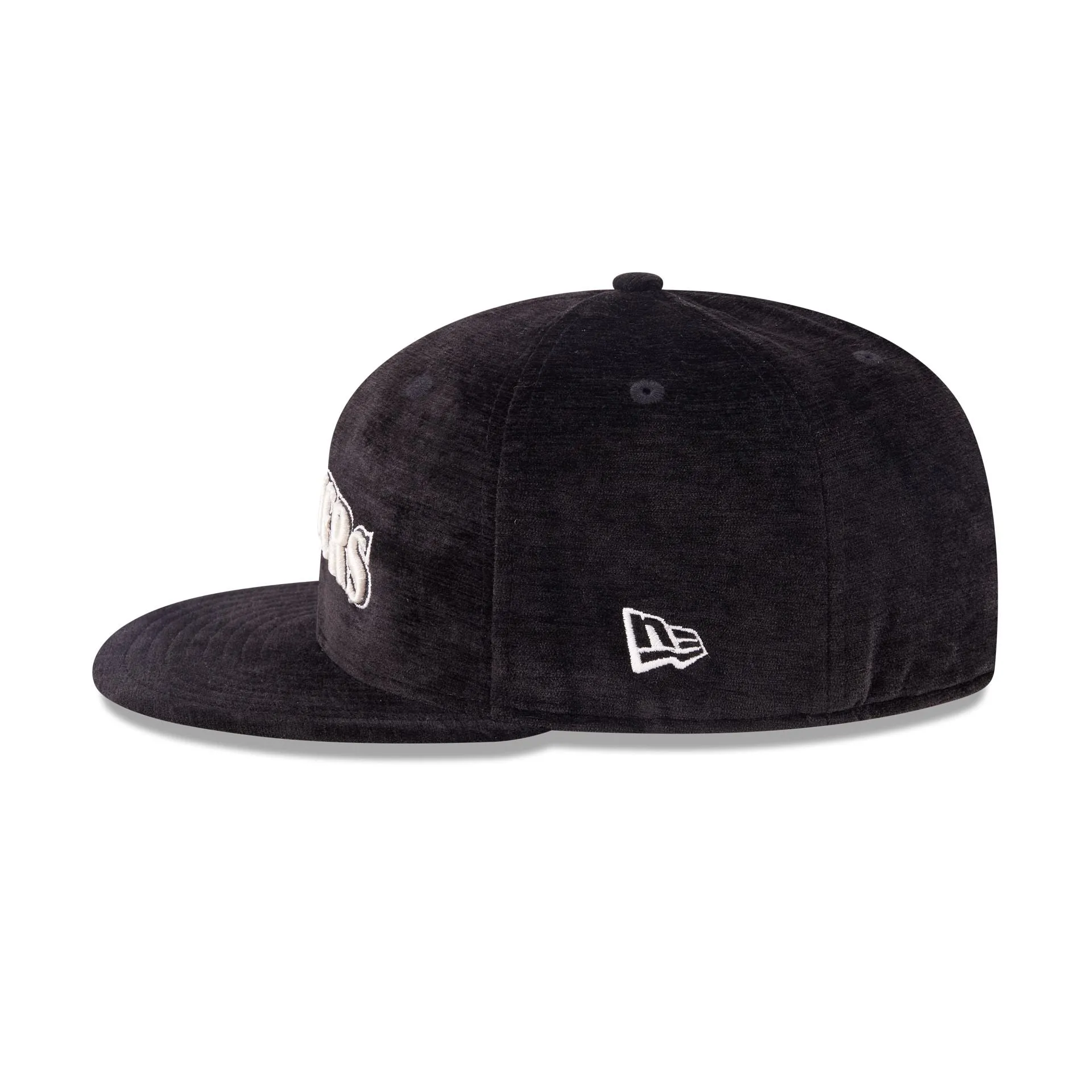 Seattle Mariners Black Velvet 59FIFTY Fitted Hat sold by New Era product image thumbnail 4