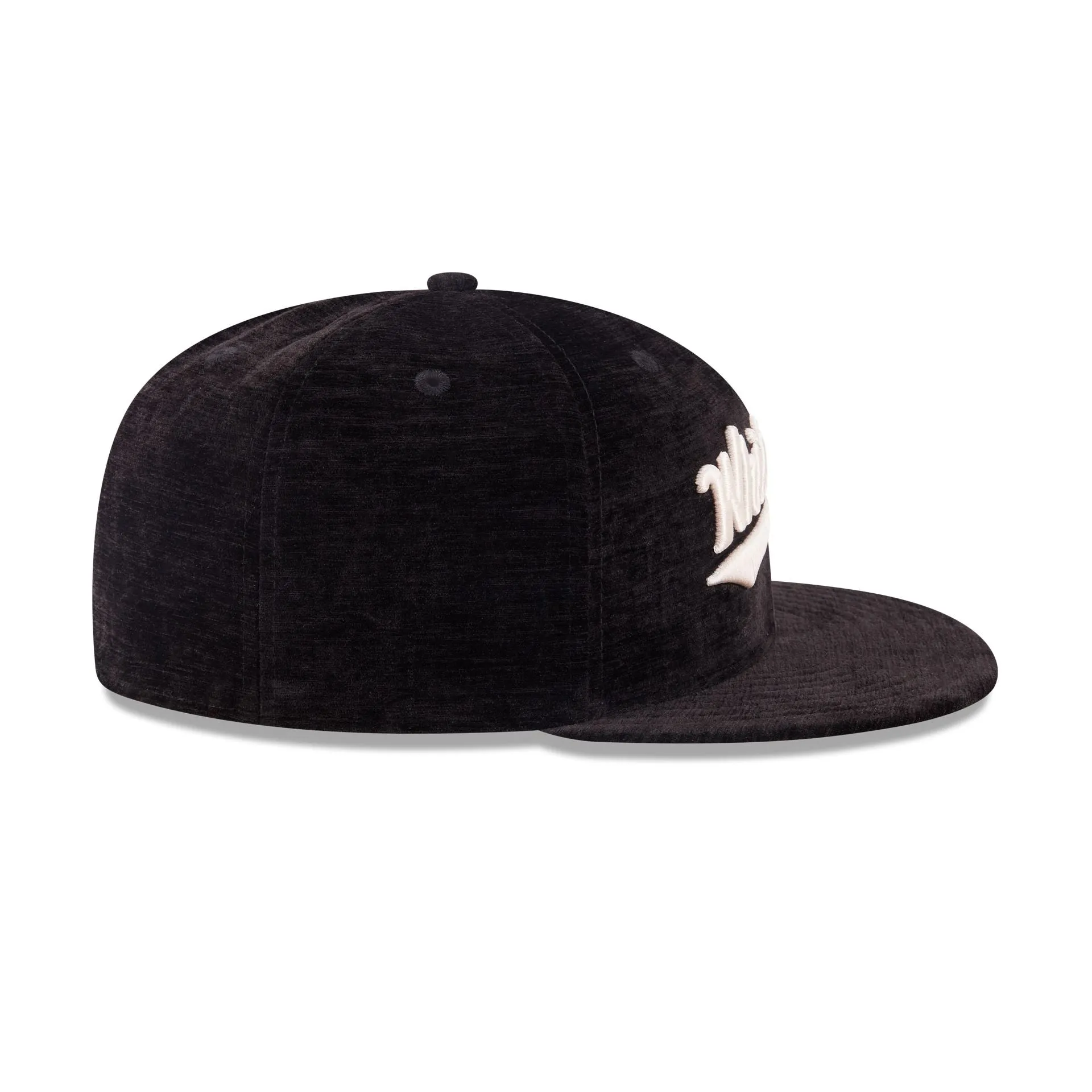 Chicago White Sox Black Velvet 59FIFTY Fitted Hat sold by New Era product image thumbnail 5
