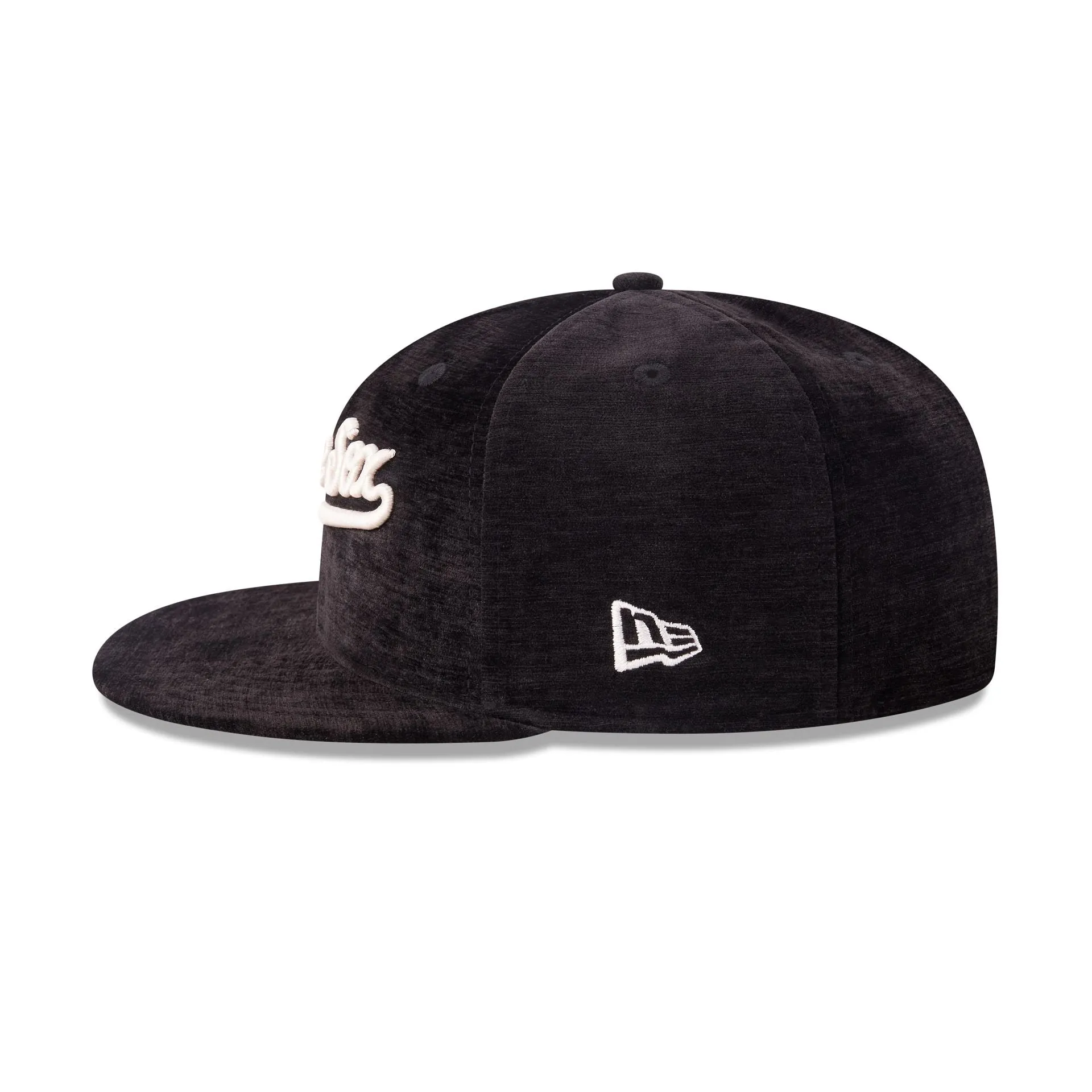 Chicago White Sox Black Velvet 59FIFTY Fitted Hat sold by New Era product image thumbnail 4