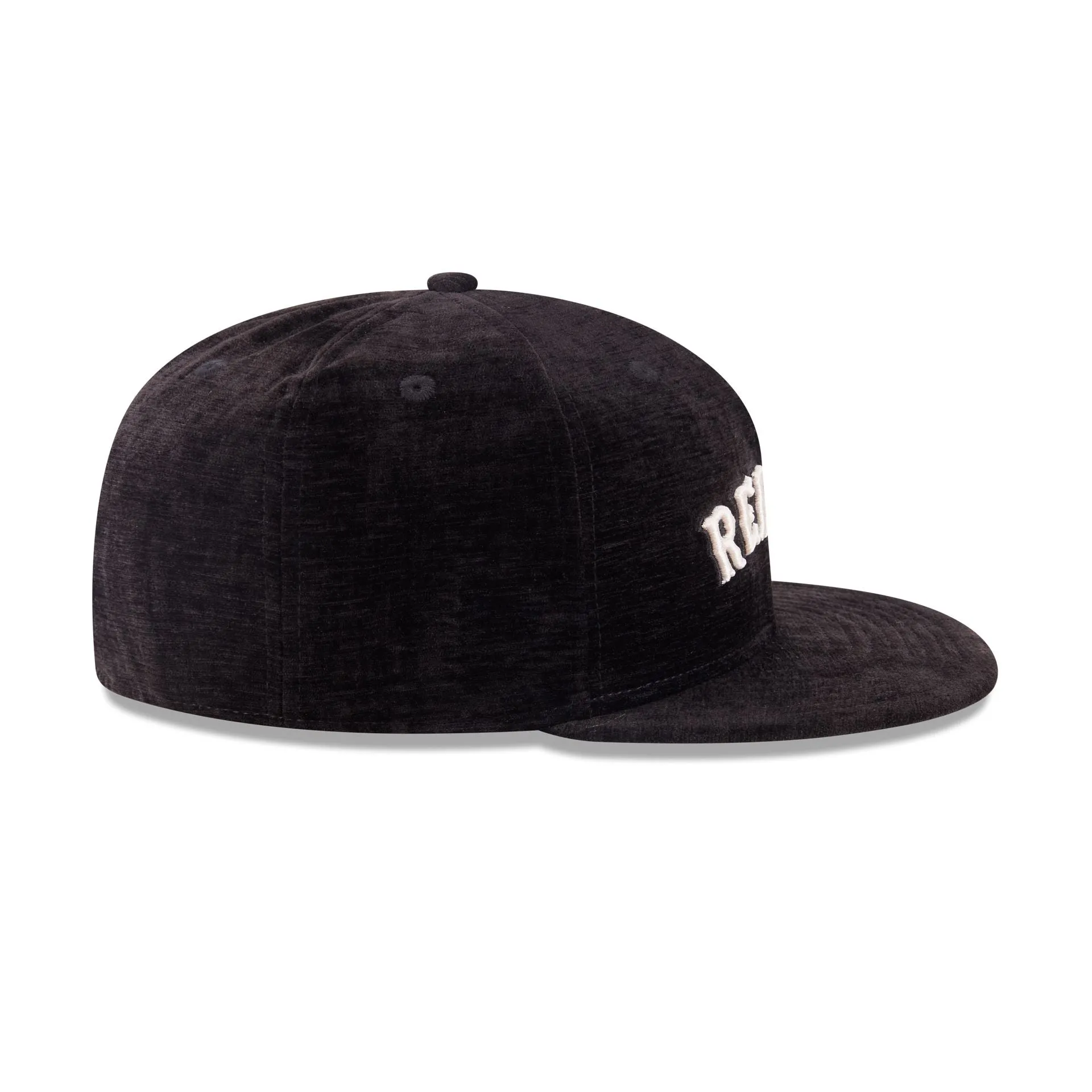 Boston Red Sox Black Velvet 59FIFTY Fitted Hat sold by New Era product image thumbnail 5