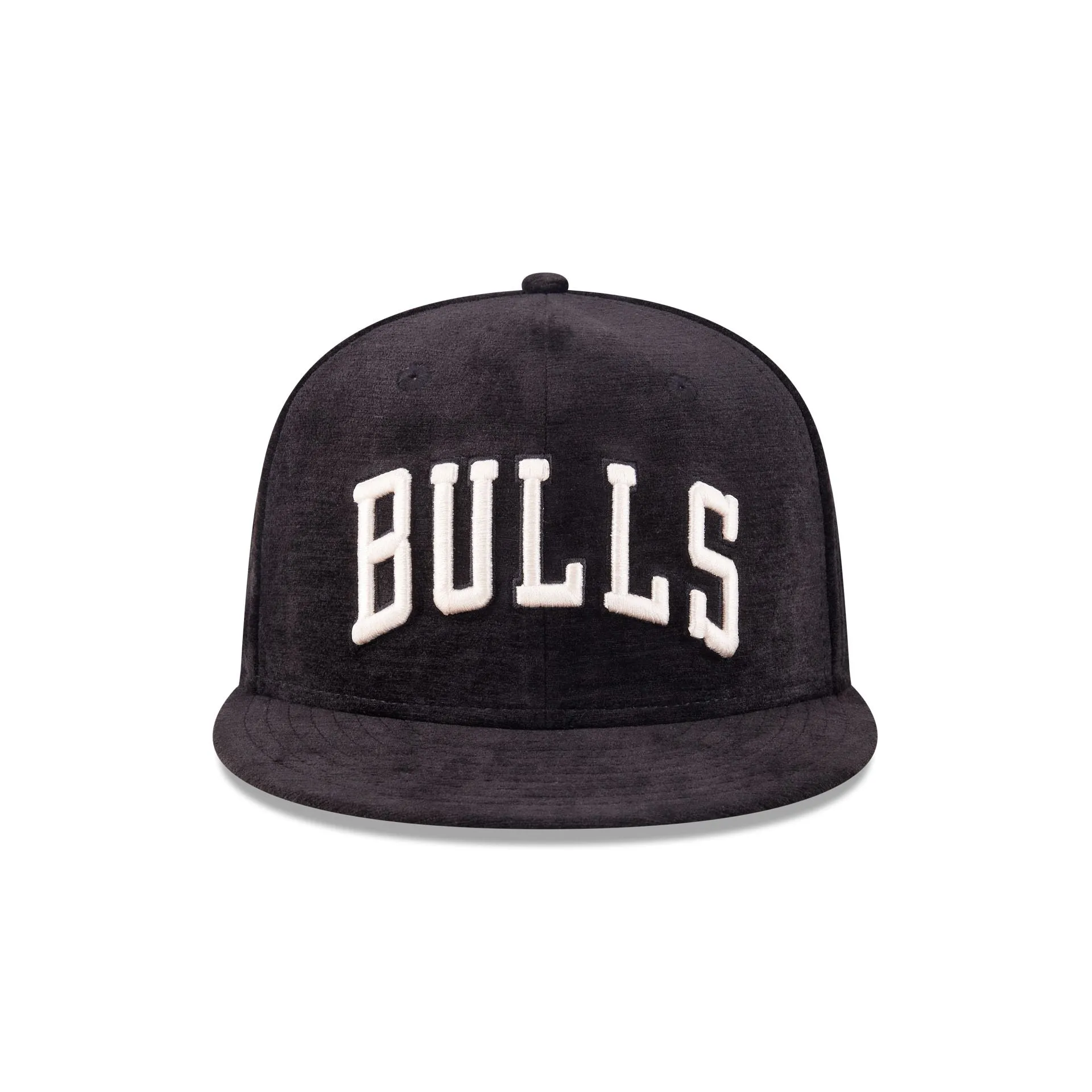 Chicago Bulls Black Velvet 59FIFTY Fitted Hat sold by New Era product image thumbnail 2