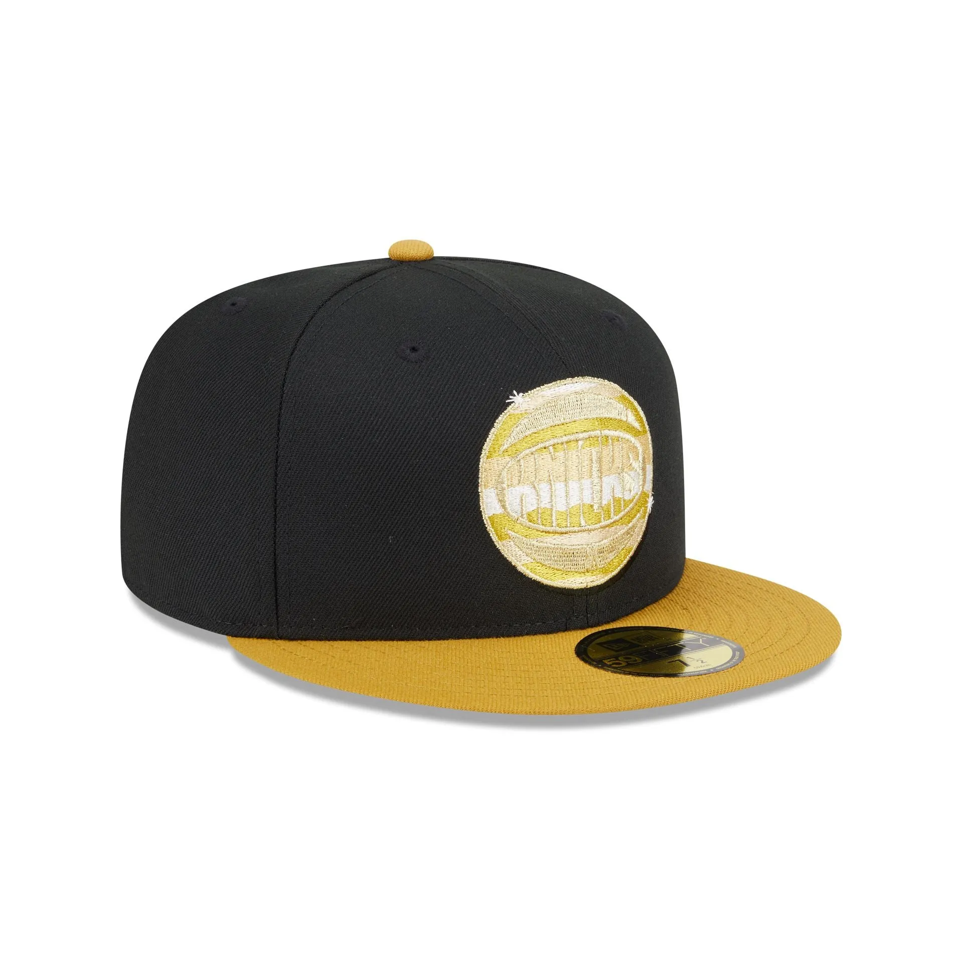 New York Knicks Metallic Gold Logo 59FIFTY Fitted Hat sold by New Era product image thumbnail 3