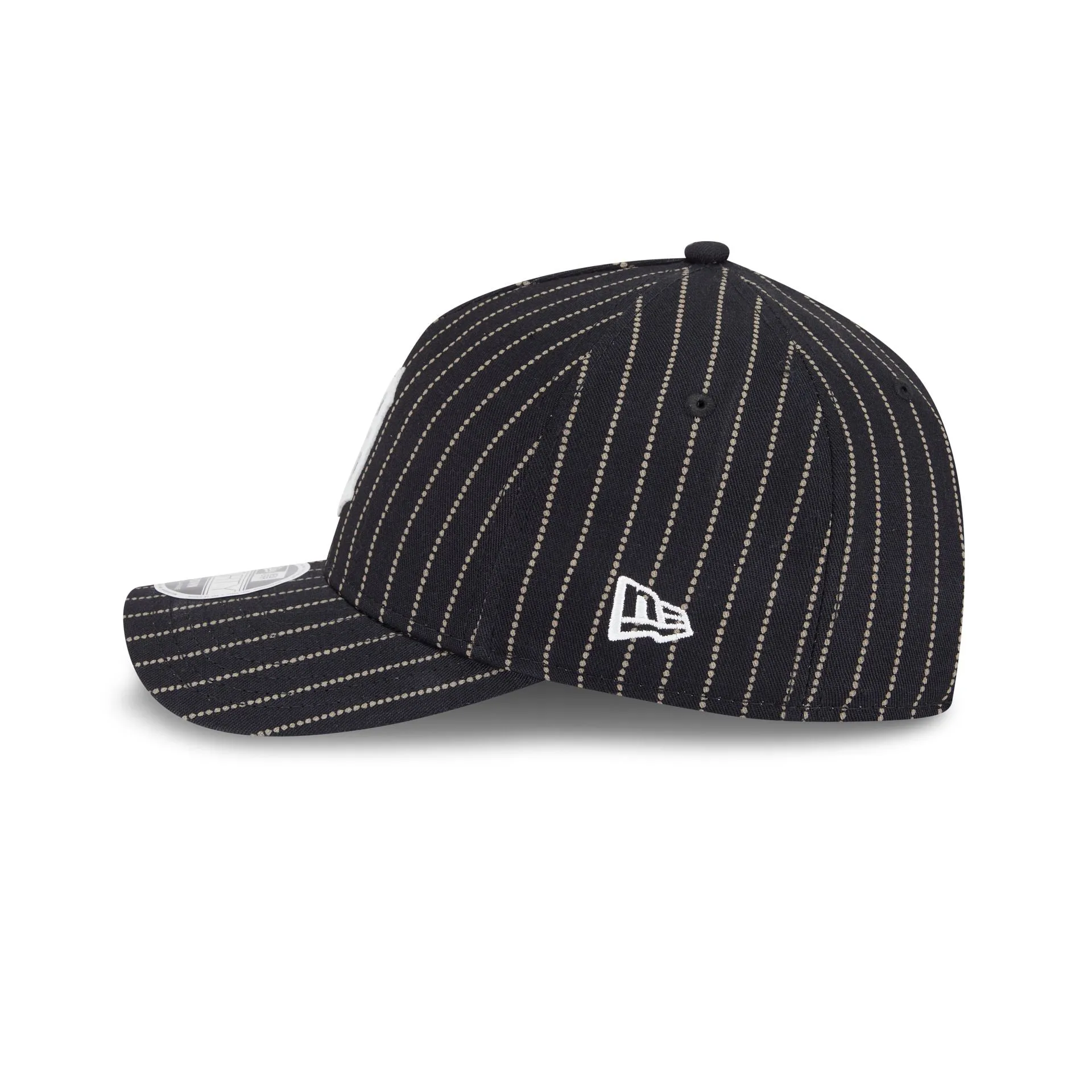 Detroit Tigers Dotted Pinstripe 9FORTY M-Crown A-Frame Adjustable Hat sold by New Era product image thumbnail 4